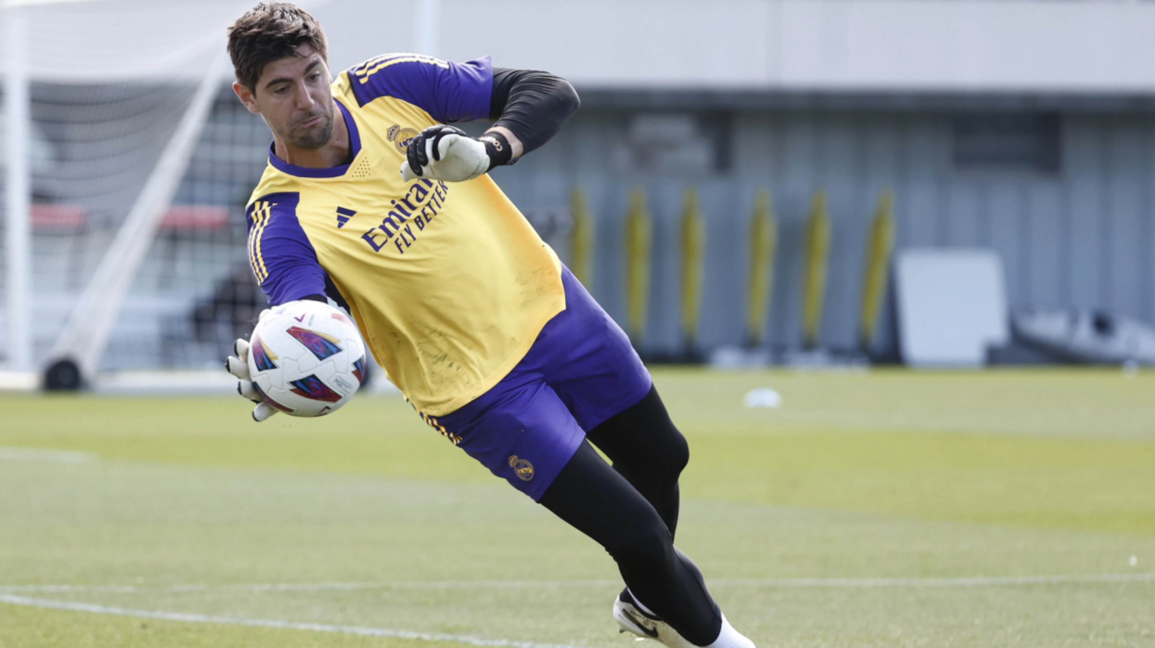 Real Madrid's Courtois to return after nine-month injury layoff