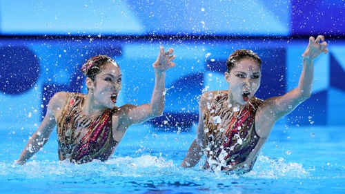 China wint de gouden medaille in de dubbelspelcompetitie tegen Groot-Brittannië en Nederland