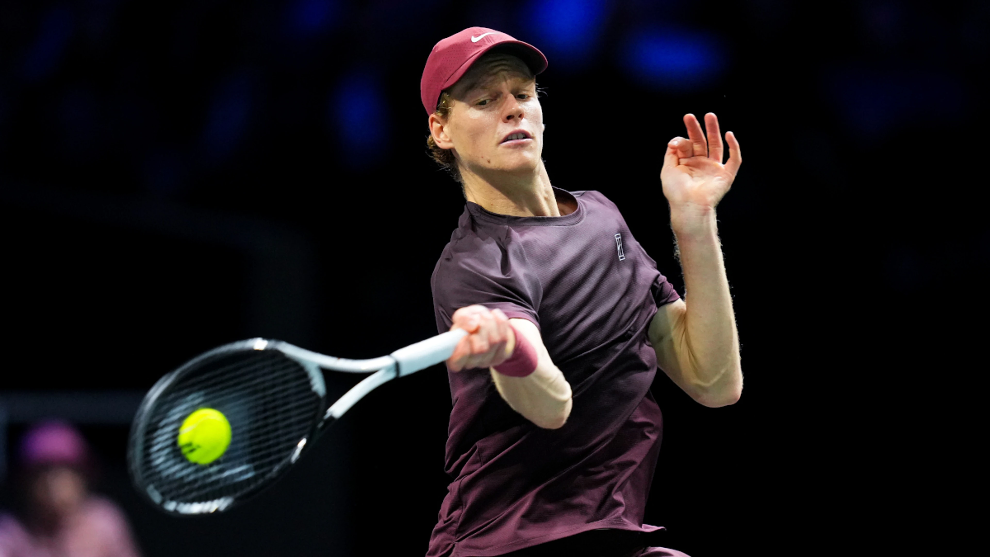 Sinner boosts No 1 bid in Paris, to face Zverev in semis