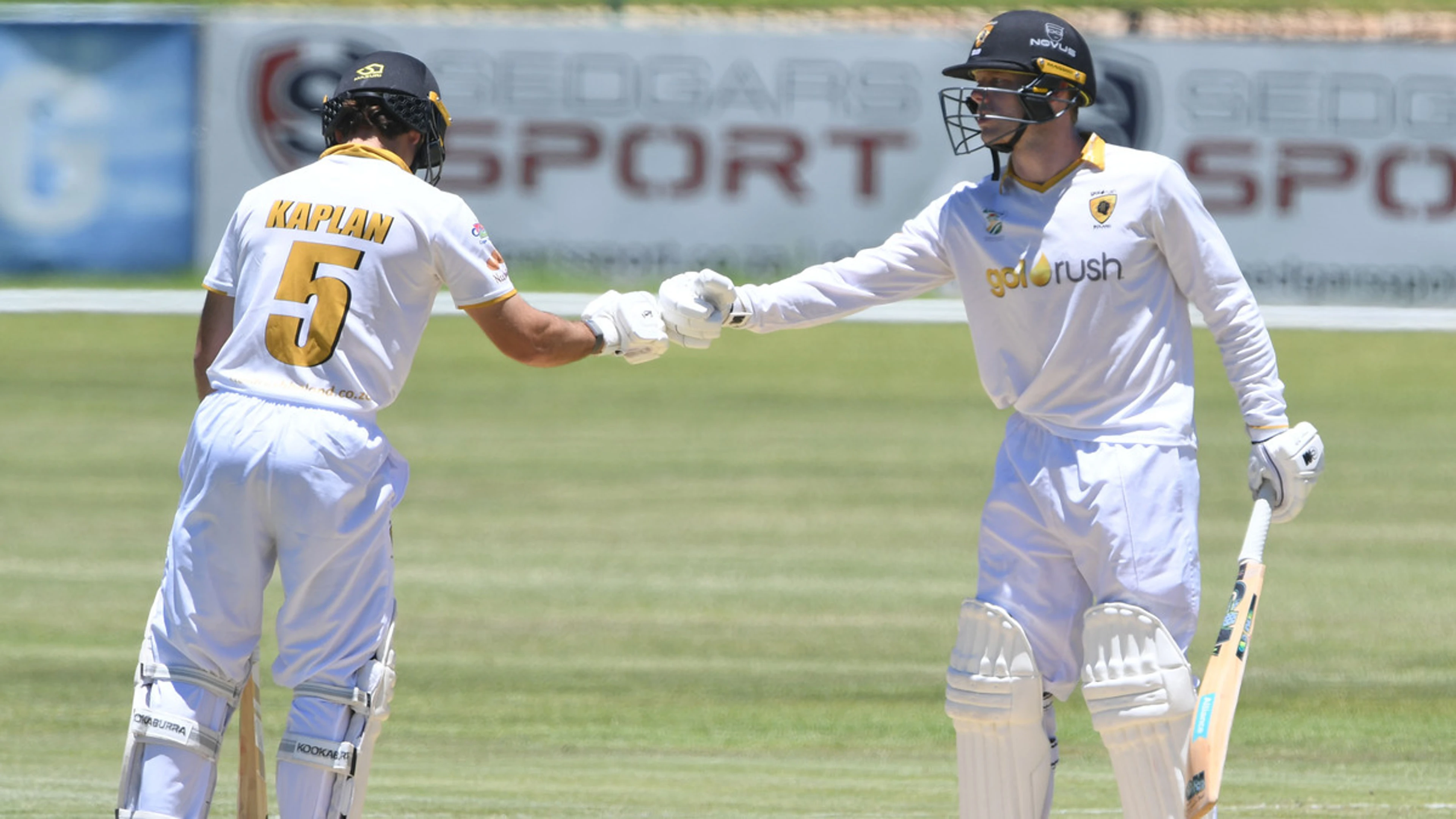 DAY 1: Dolphins, Warriors and Boland in control