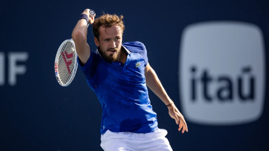 Marton Fucsovics v Daniil Medvedev | Miami Open | Day 4 | Match ...