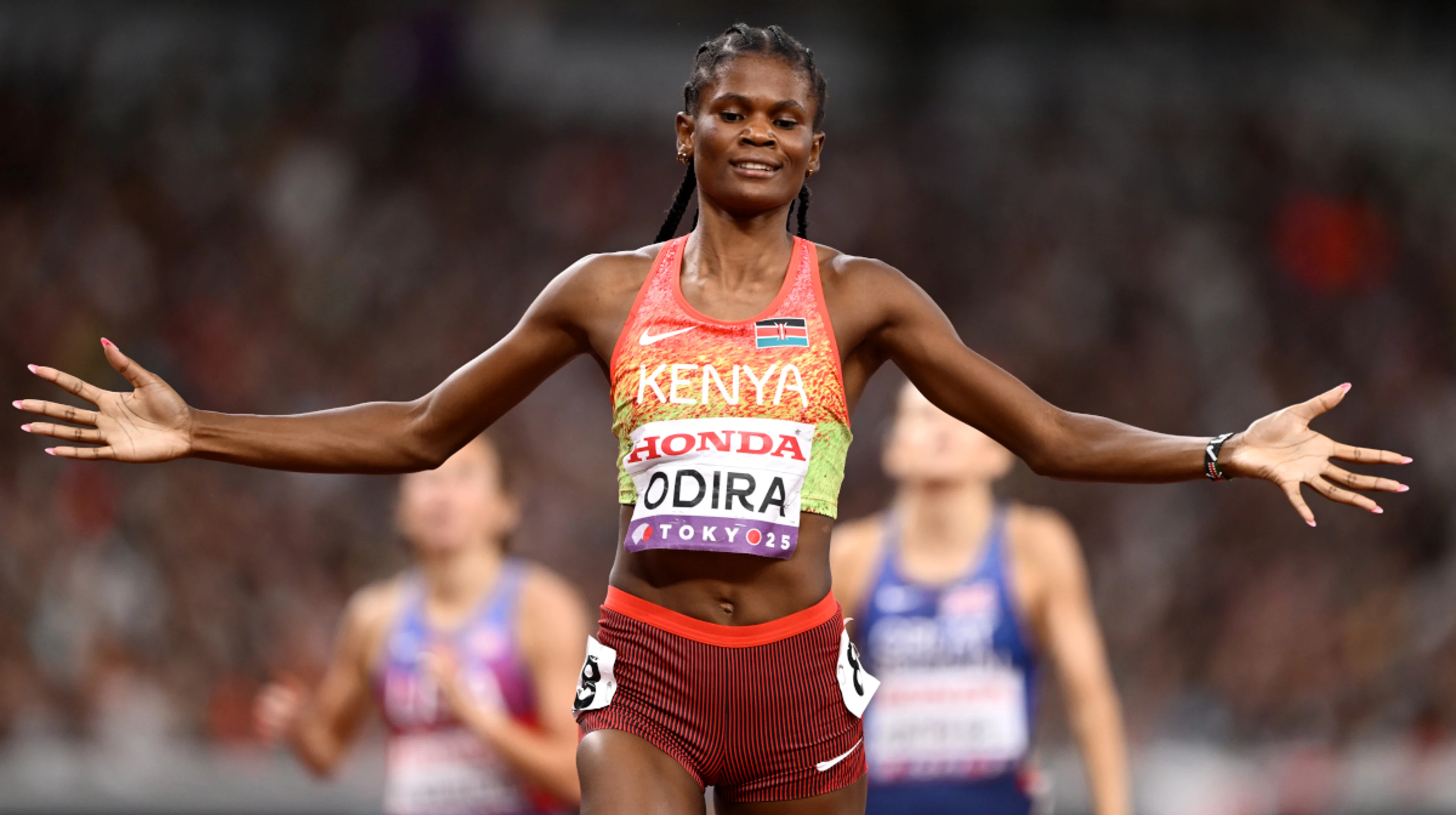 Kenyan Odira storms to shock 800m gold
