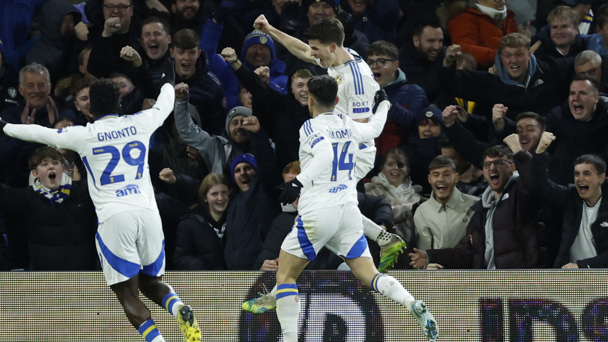 Leeds Roar Back To Top Of English Championship | SuperSport