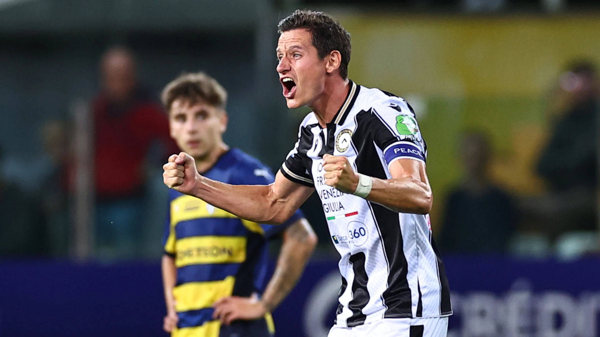 Thauvin fires Udinese top of Serie A