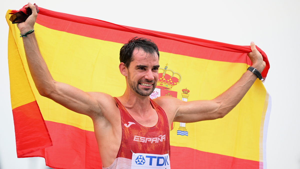Spain's Martin captures first gold of World Championships