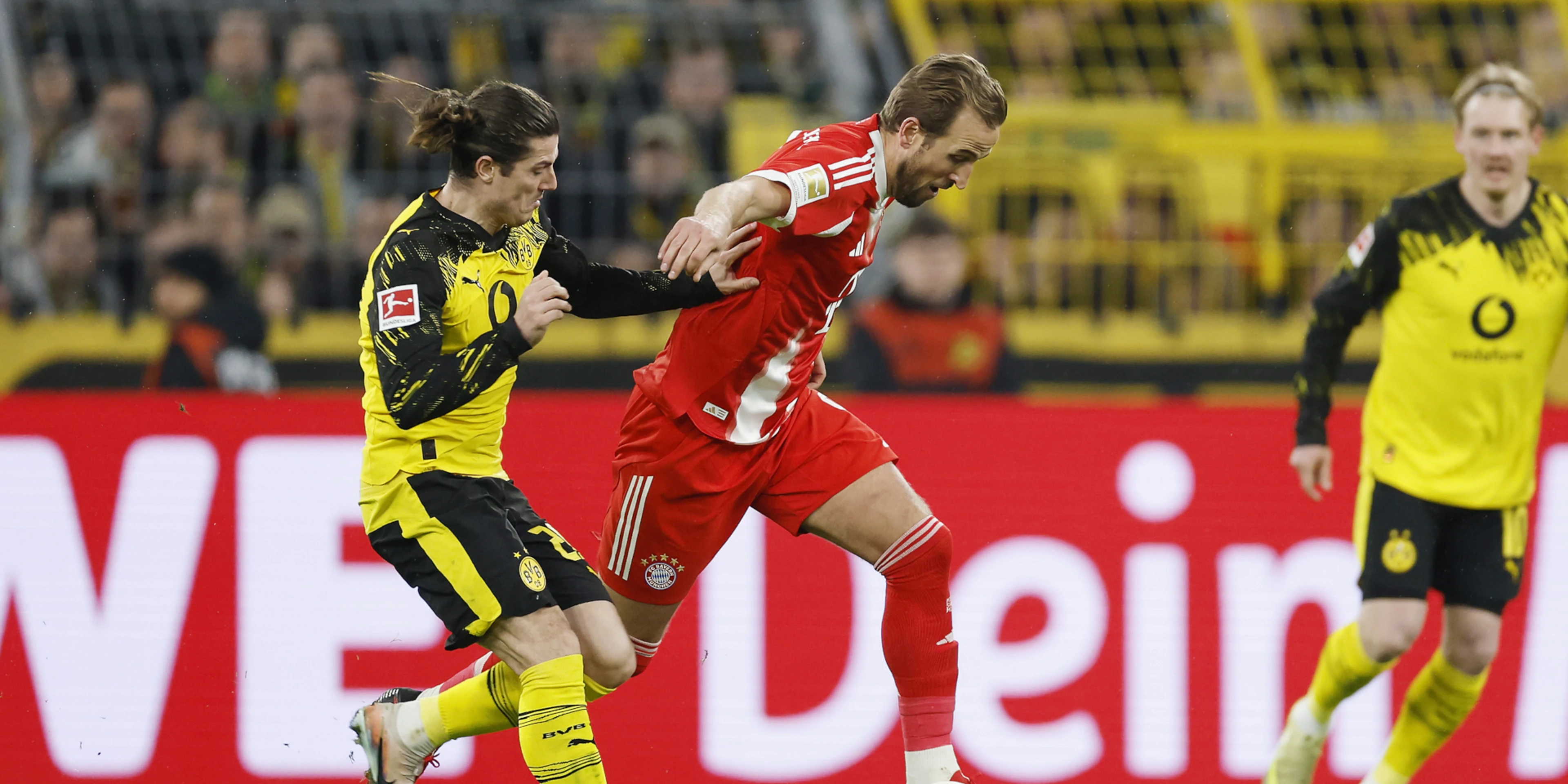 Kane bags brace as Bayern end Dortmund's title hopes