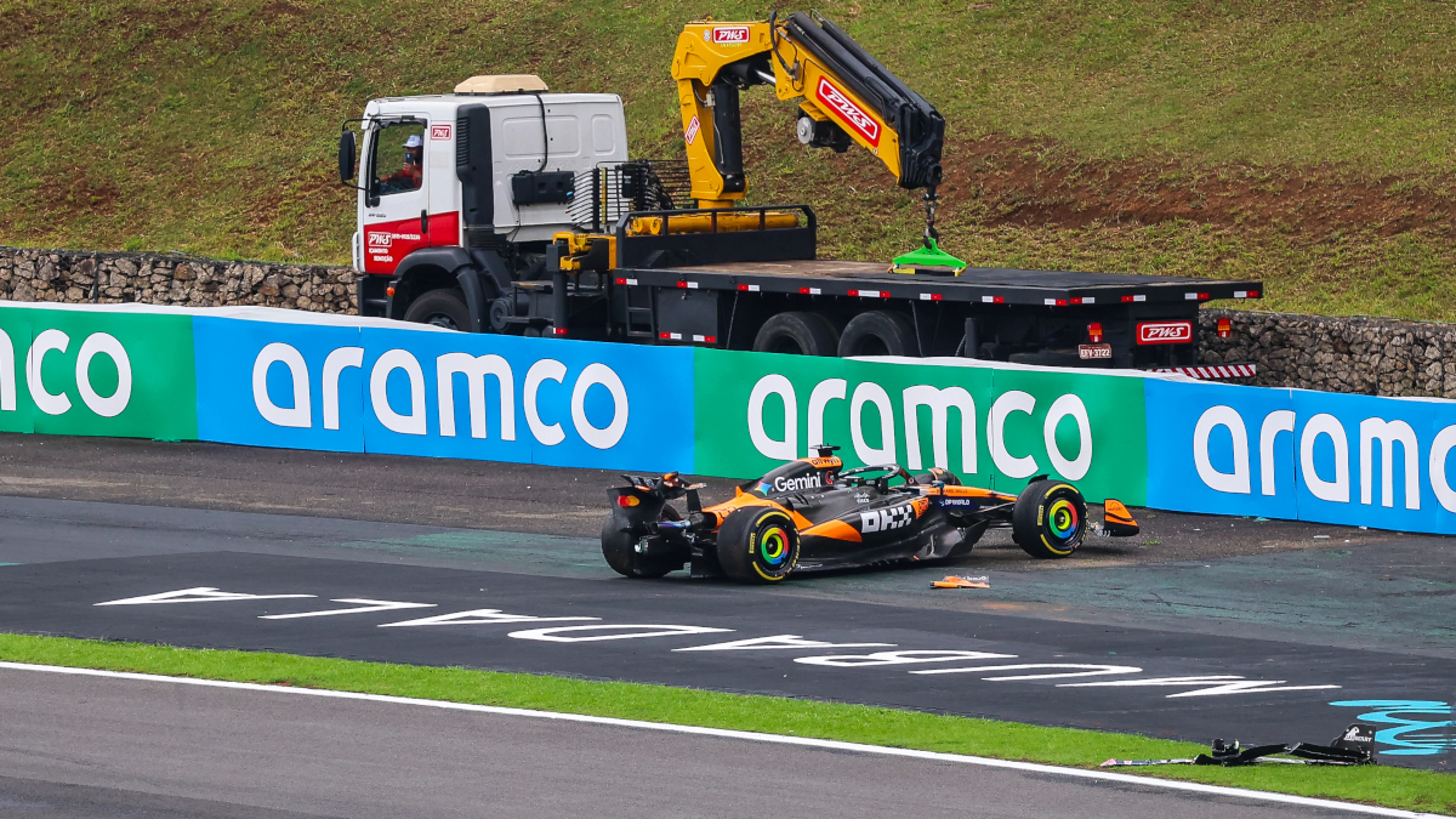 Piastri crashes out of Sao Paulo sprint, Norris leads