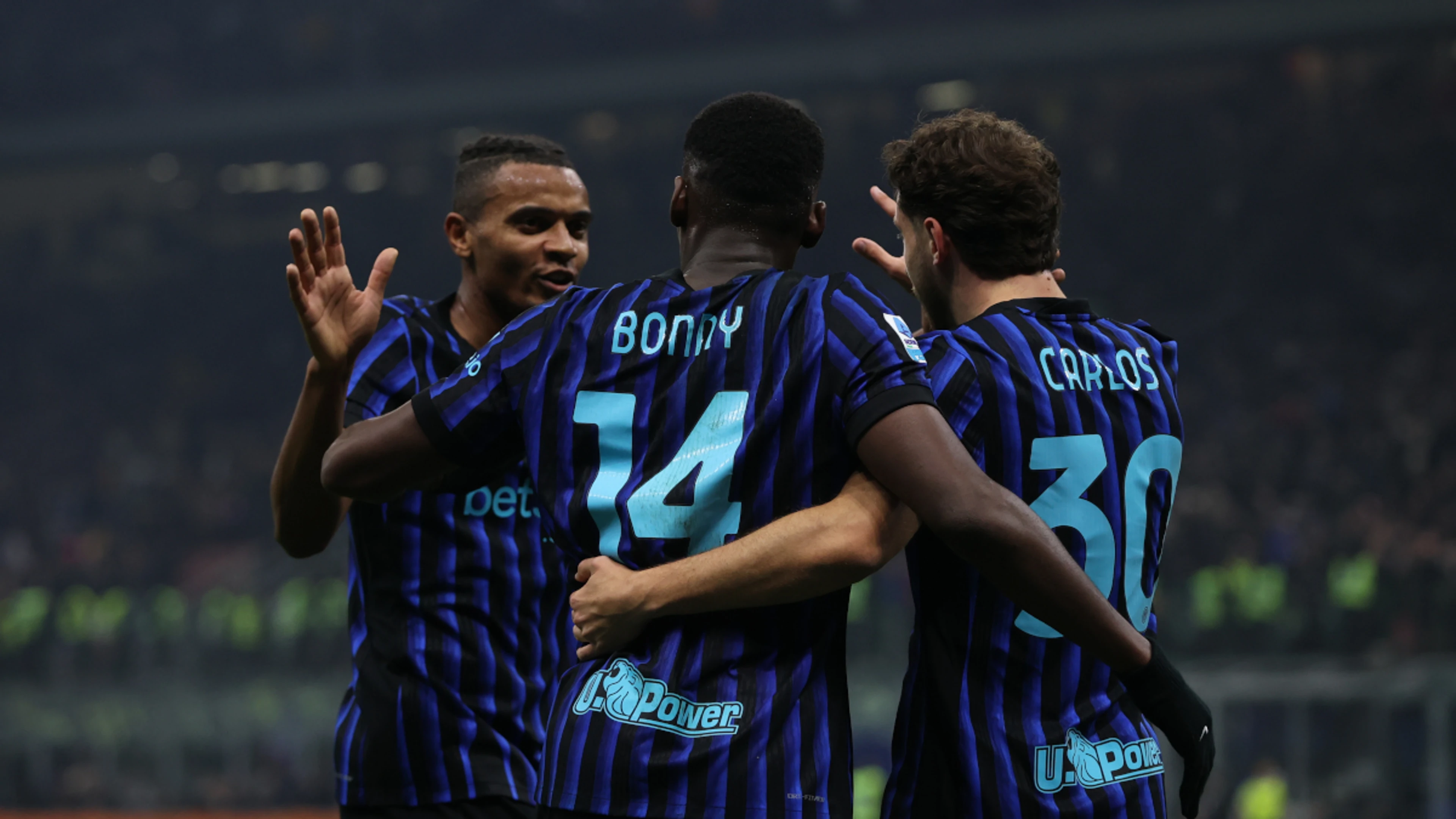Inter go top of Serie A after Napoli slip-up