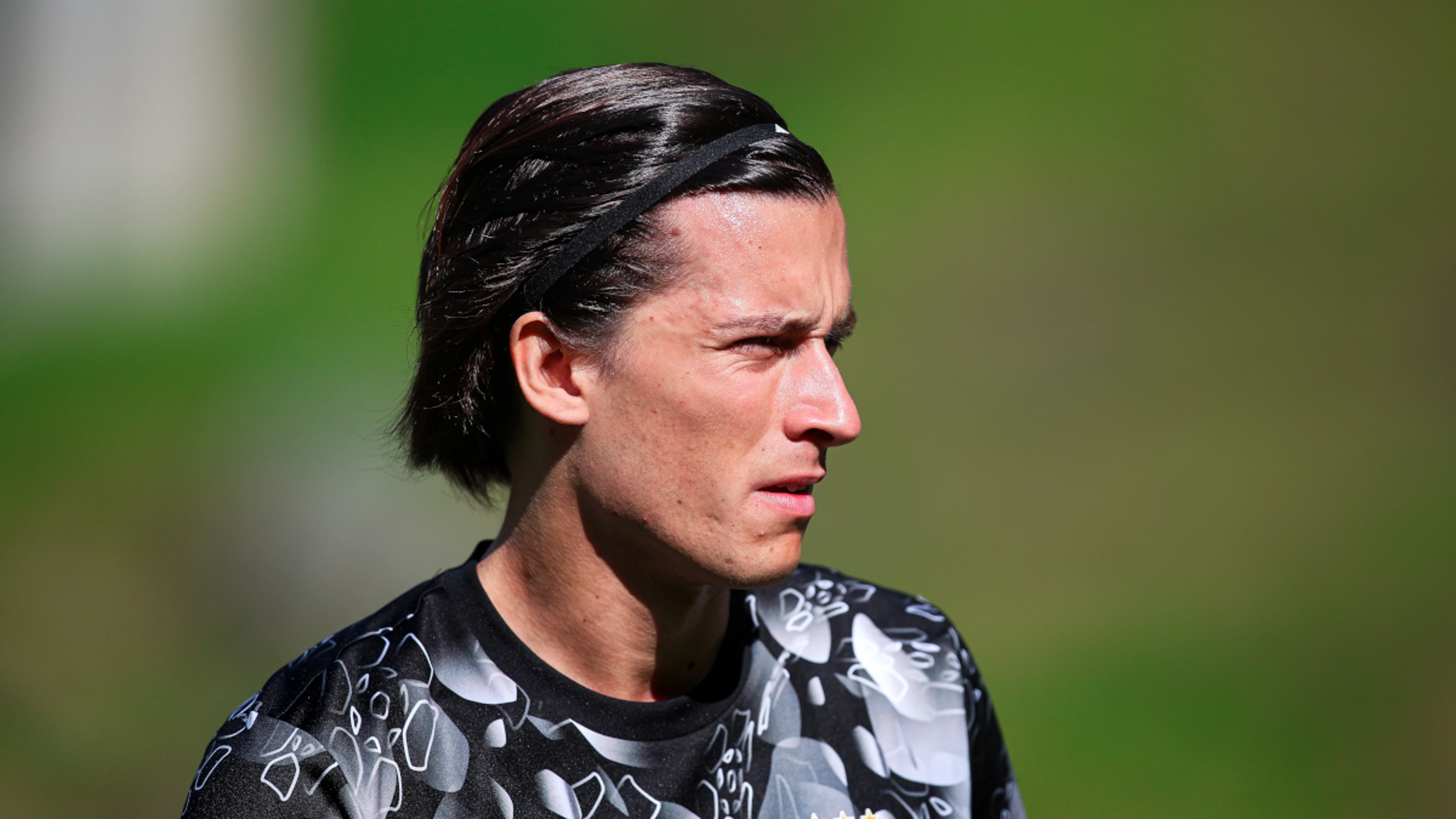 Real Madrid sign Benfica's Carreras to continue summer rebuild