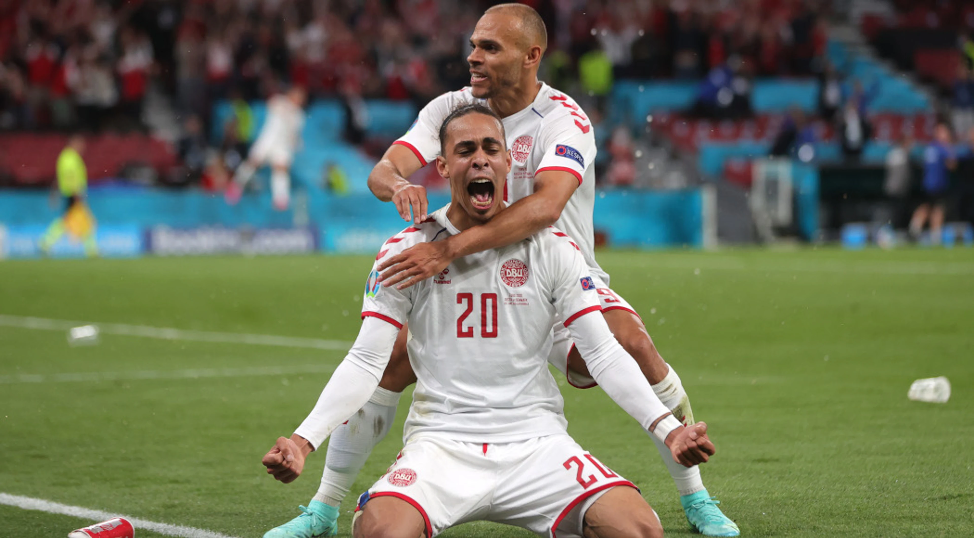 Denmark pull off stunning win over Russia to make Euro last 16