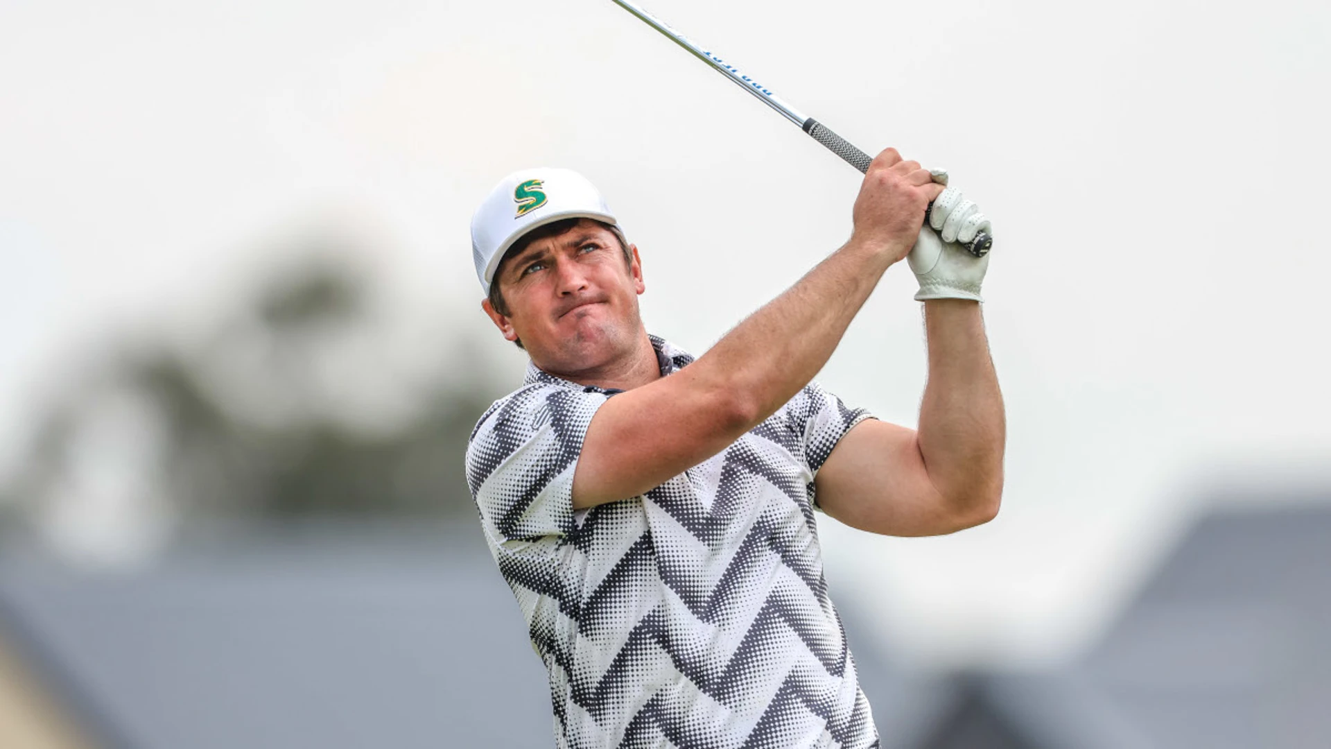 Van Zyl’s 66 helps him to the summit ahead of Big Easy final round