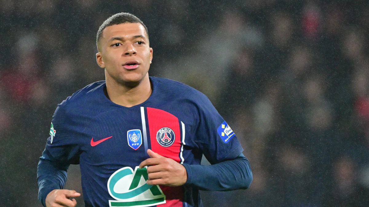Mbappe's reduced playing time with PSG may benefit France, Deschamps says