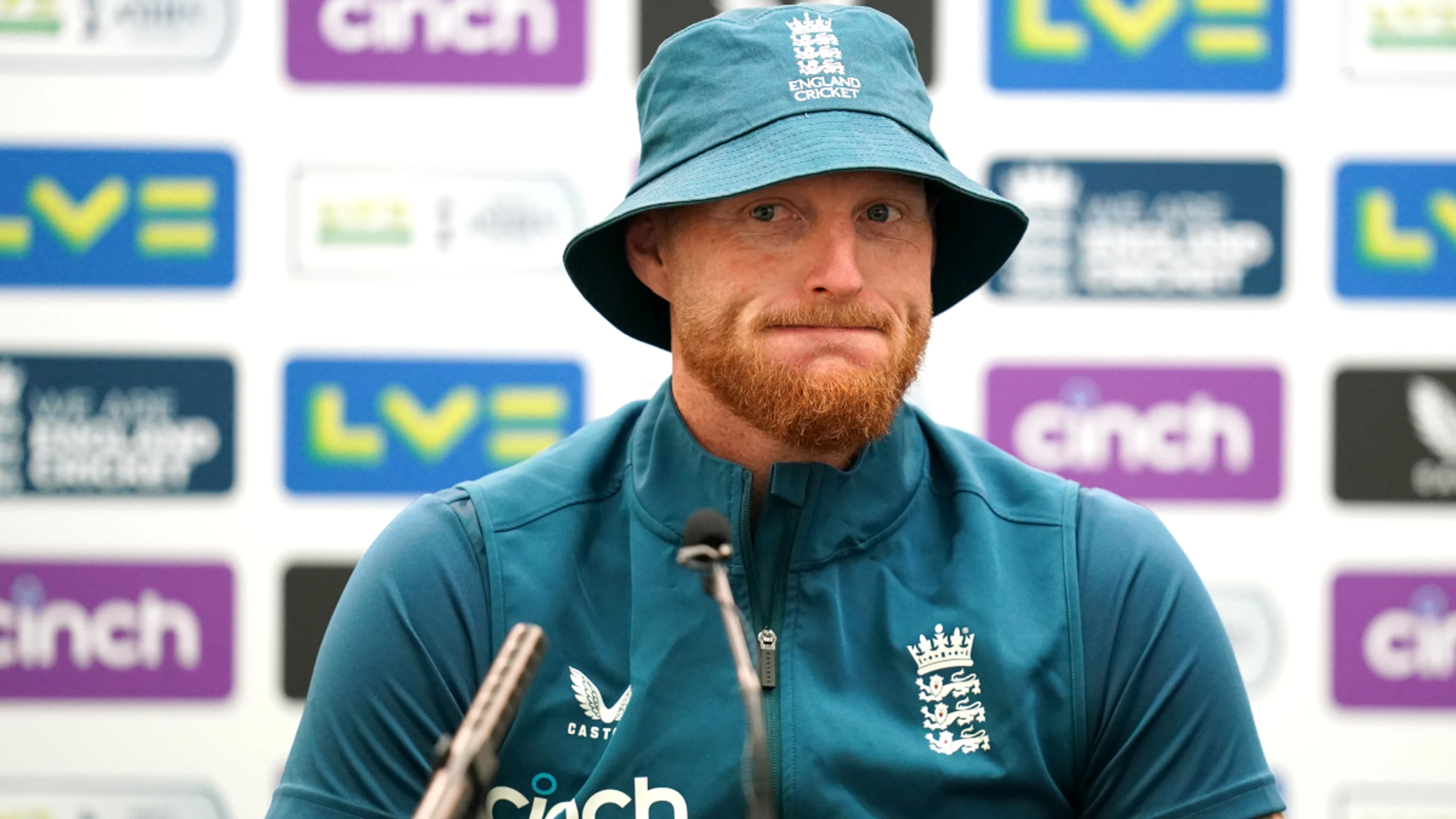 Stokes to have 'serious conversations' about knee surgery