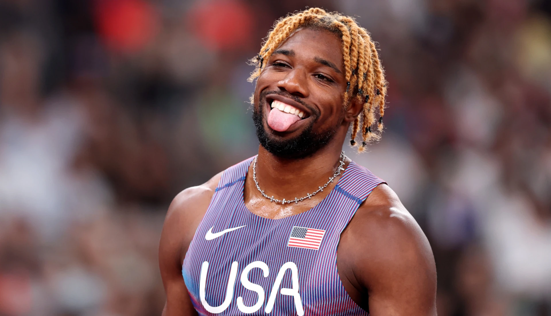 Lyles makes smooth start to 200m bid