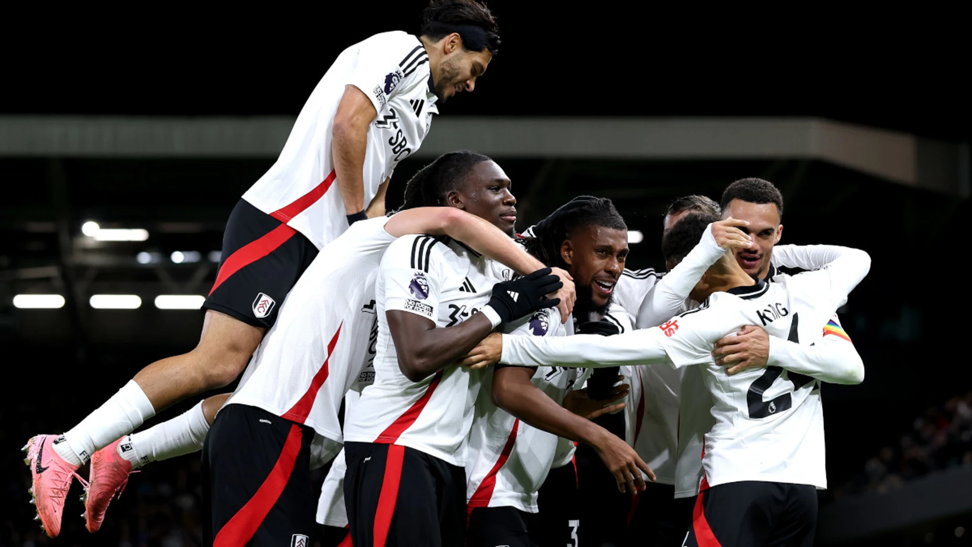 Iwobi double lifts Fulham to victory over Brighton