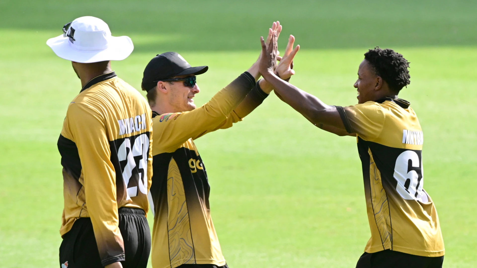 Boland bat first in Cape derby