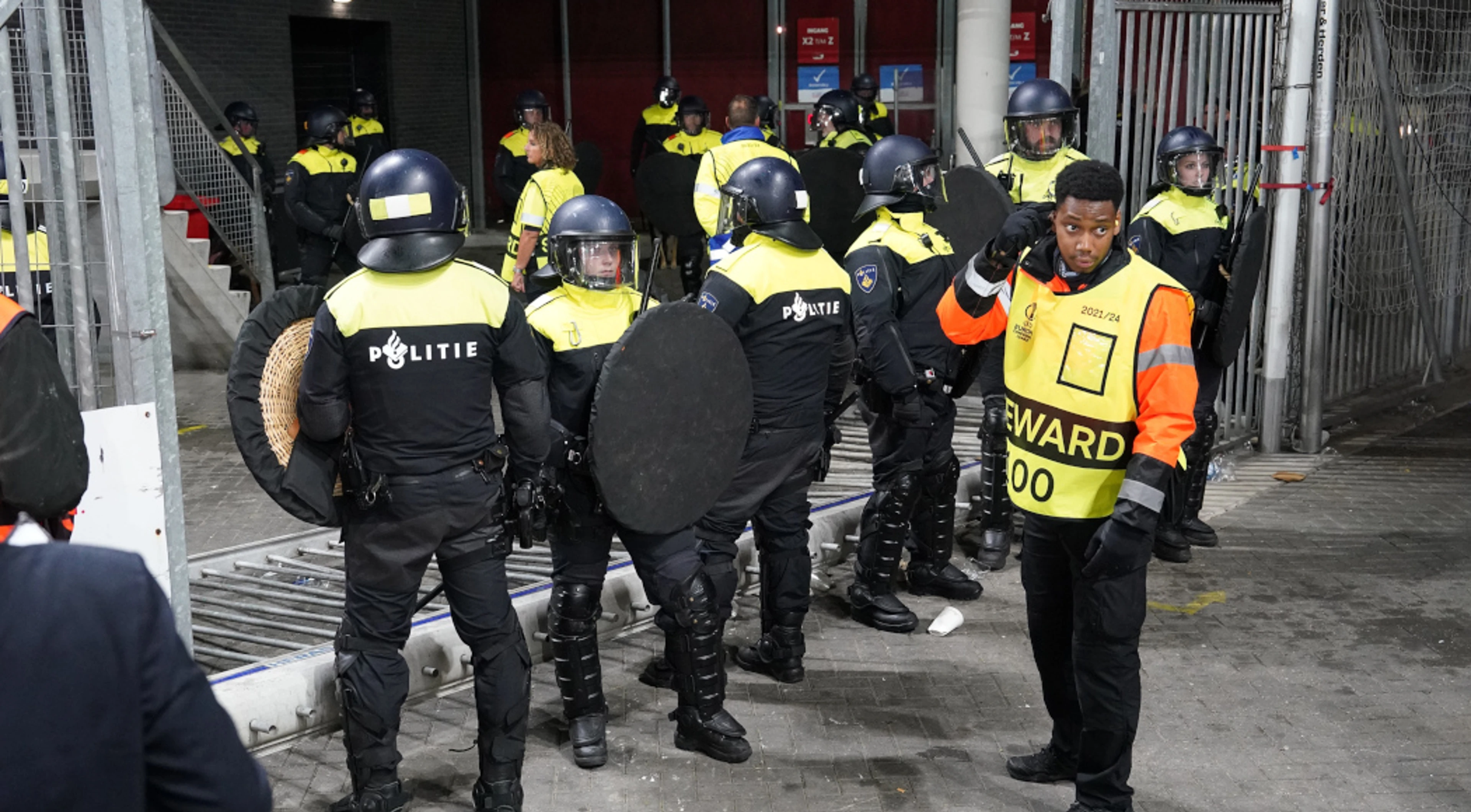 AZ fans clash with police, opposition after West Ham loss