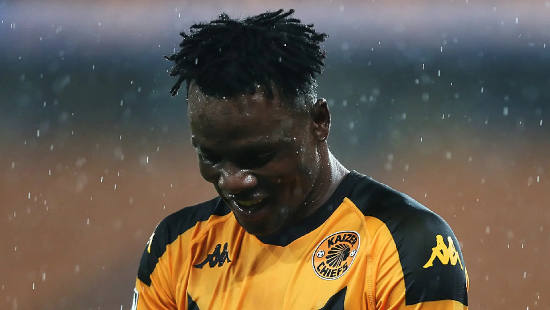 Chiefs, Pirates renew iconic rivalry