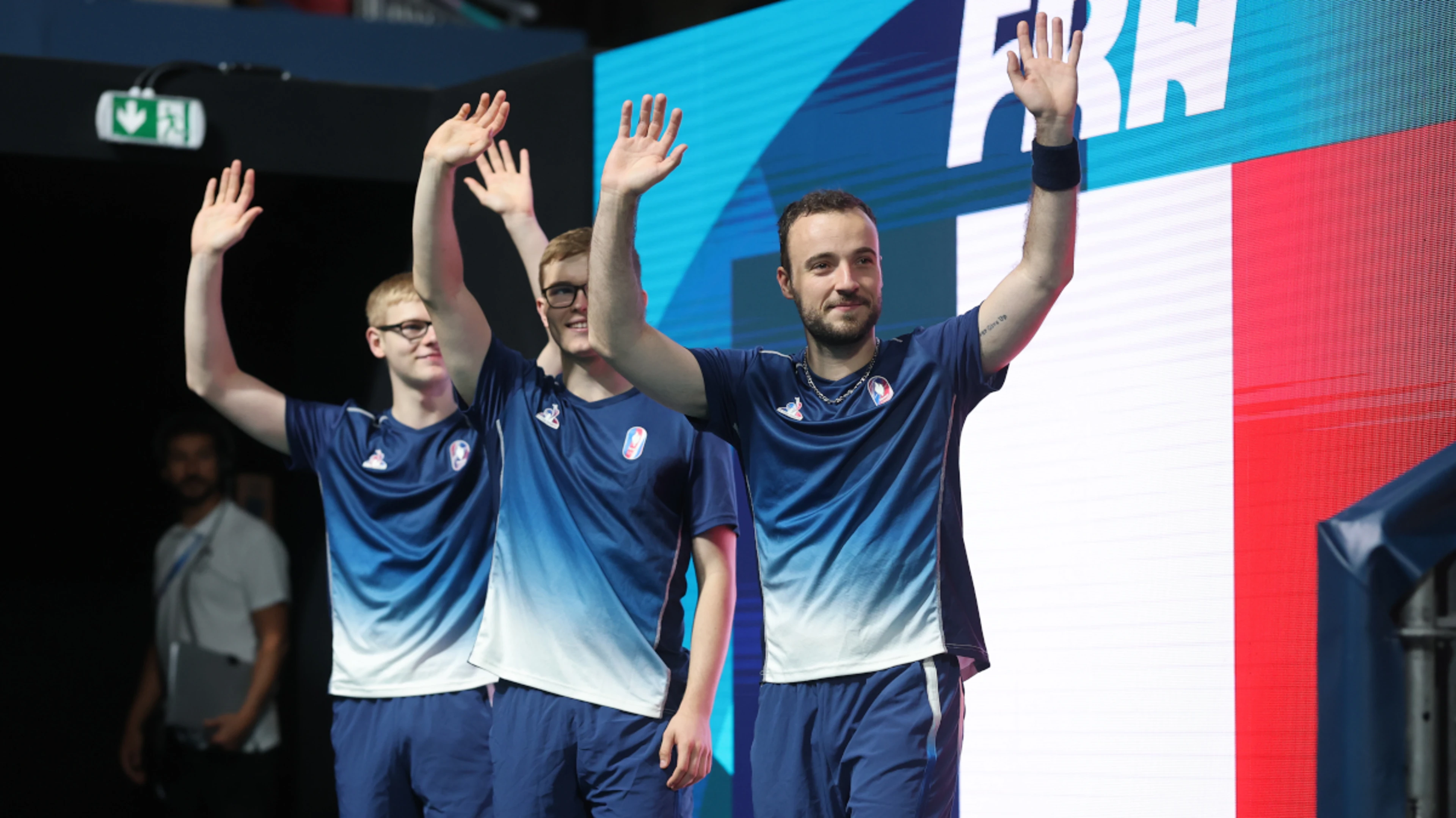 China to face Japan's women and French men in team finals