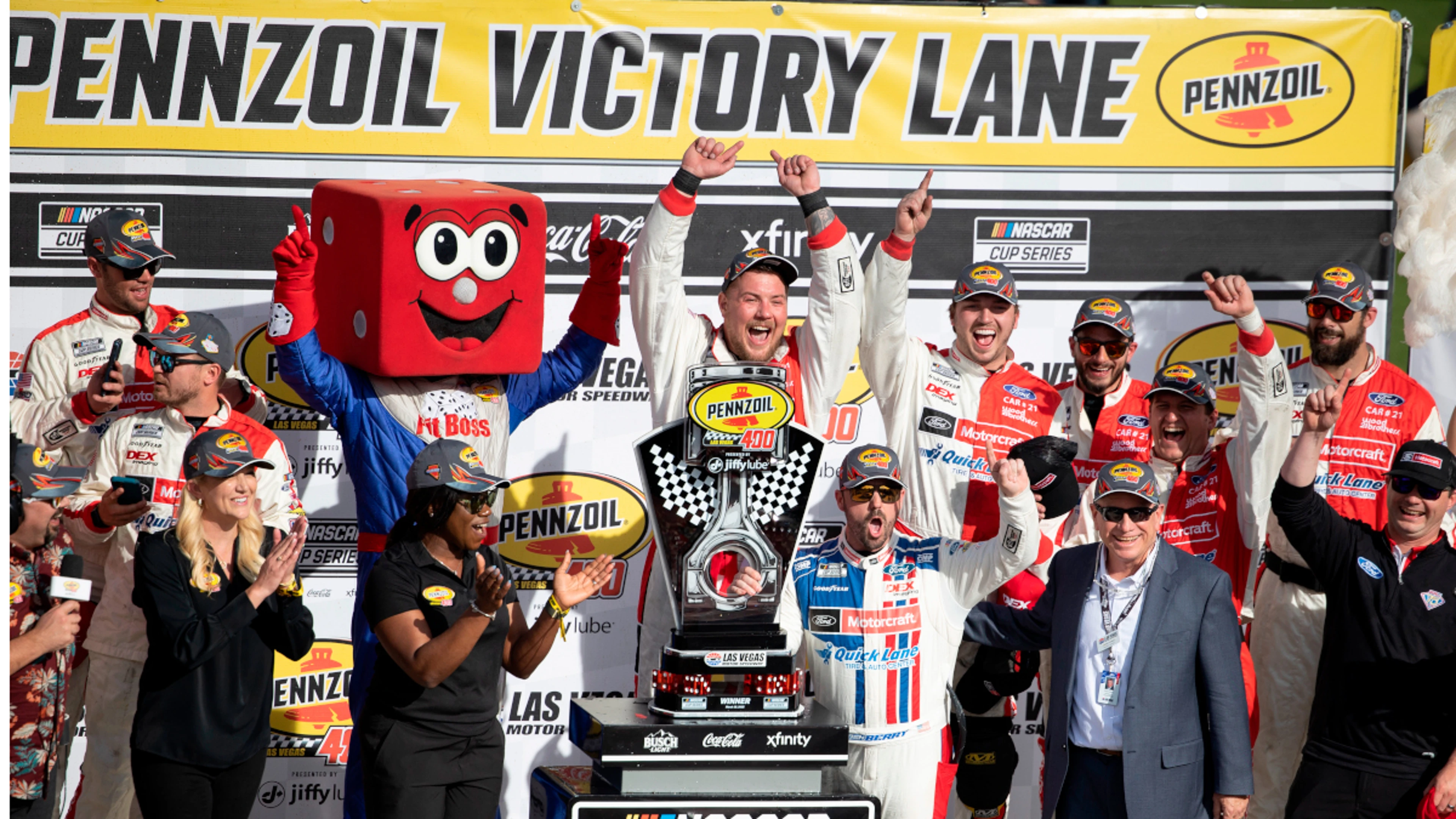 Berry nabs first career Cup Series win at Las Vegas