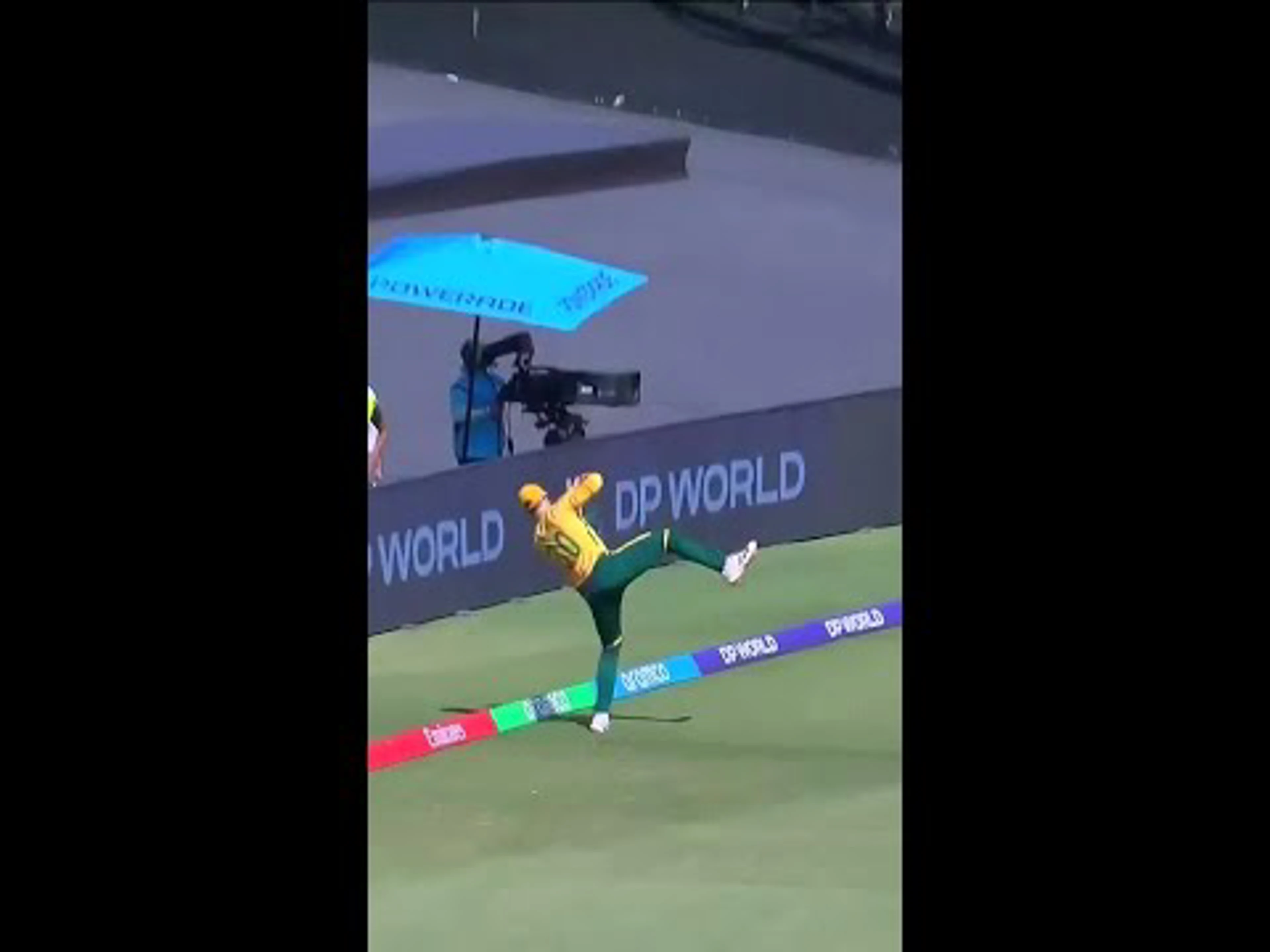 Superhuman from Stubbs on the boundary 💥