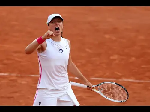 Roland Garros | Women's SF 2 | Iga Swiatek v Beatriz Haddad Maia | Highlights