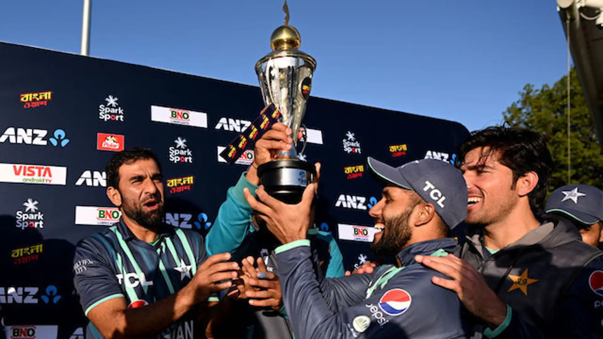 New Zealand T20 International Tri Series | New Zealand v Pakistan Final T20 | Highlights