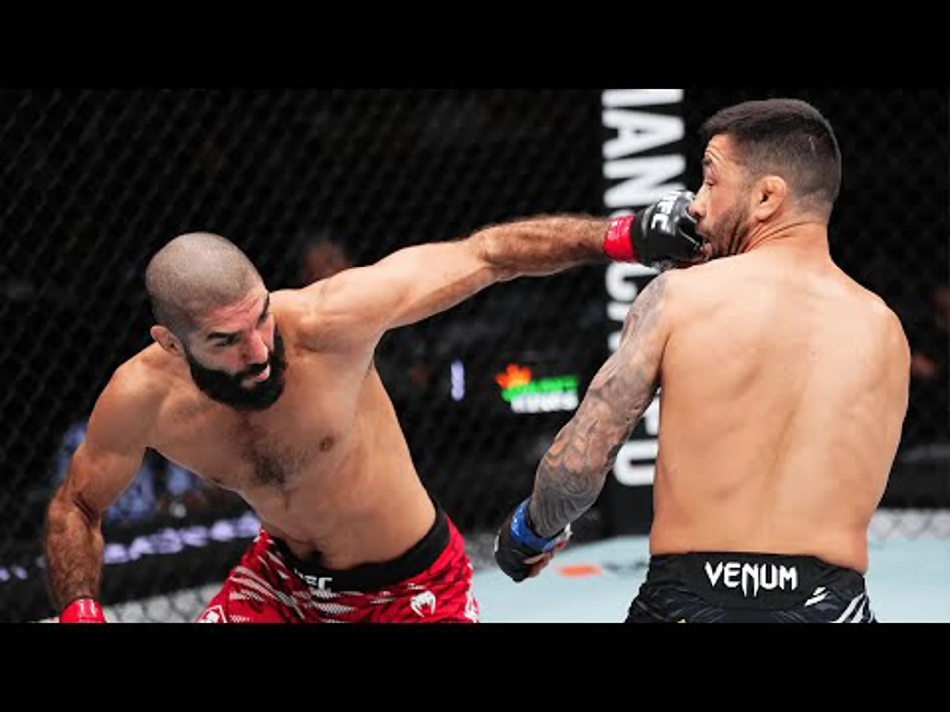 Aiemann Zahabi v Pedro Munhoz | Bantamweight Bout | UFC Fight Night