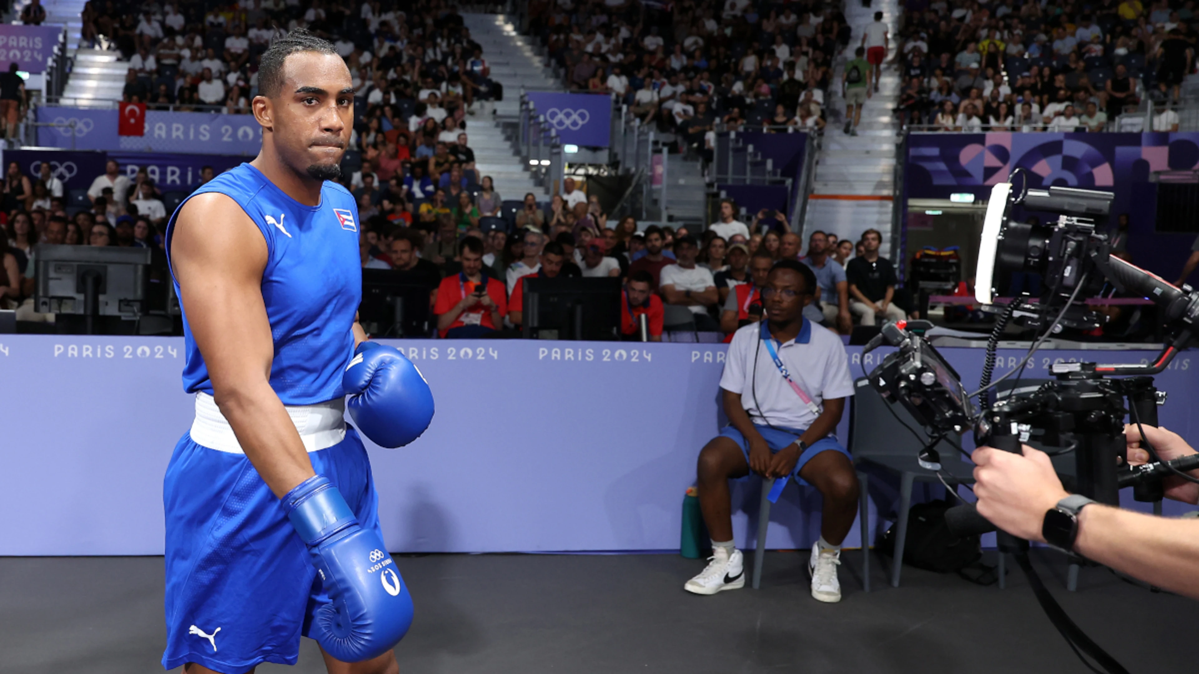 Cuba's Lopez Cardona begins quest for third gold, Australia, India struggle