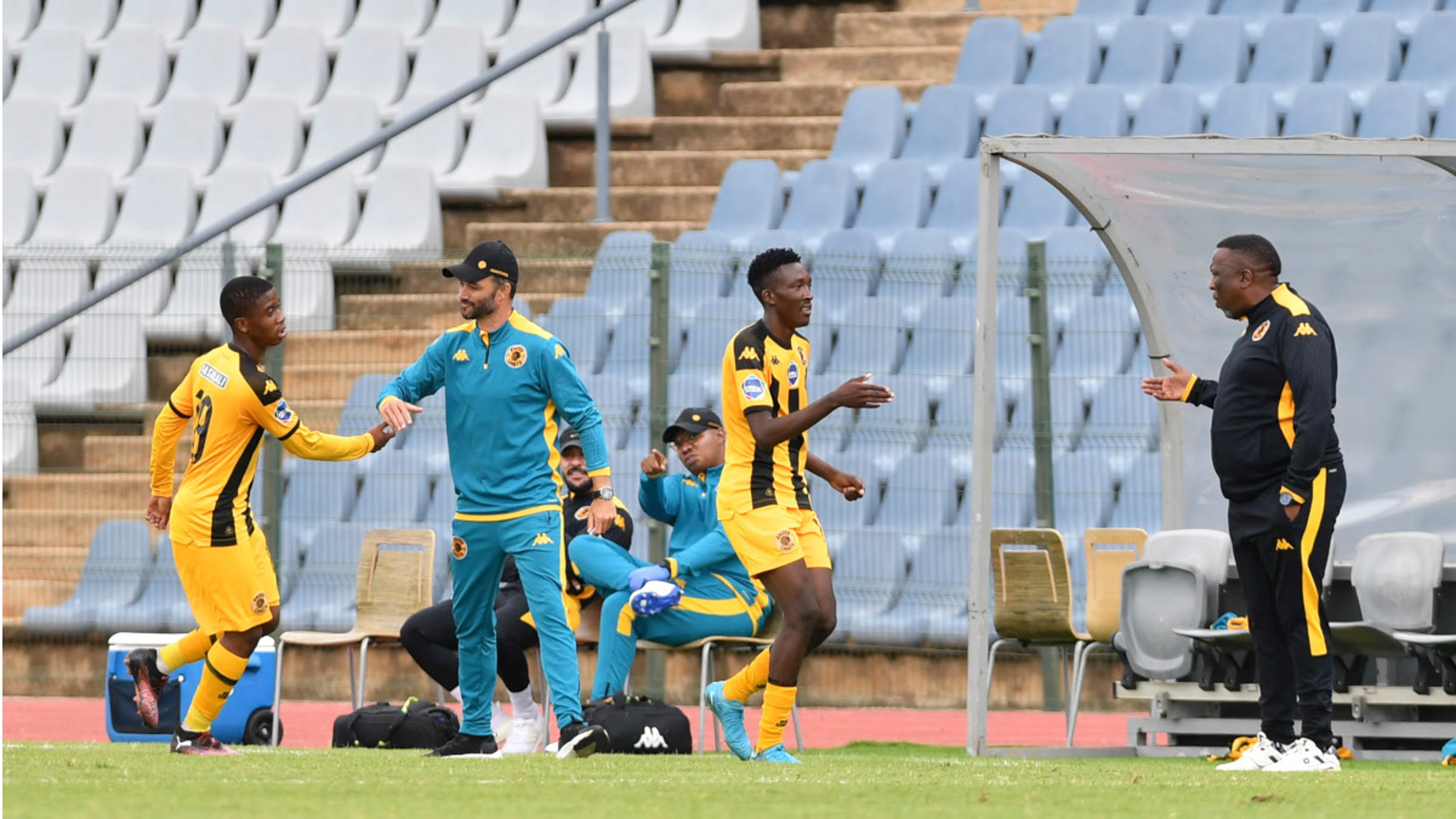 Chiefs maintain top spot as Pirates keep title hopes alive ahead of derby weekend