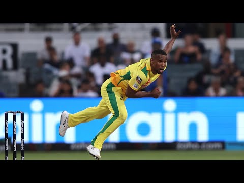 Lizaad Williams 4-26 | Durban's Super Giants V Joburg Super Kings ...