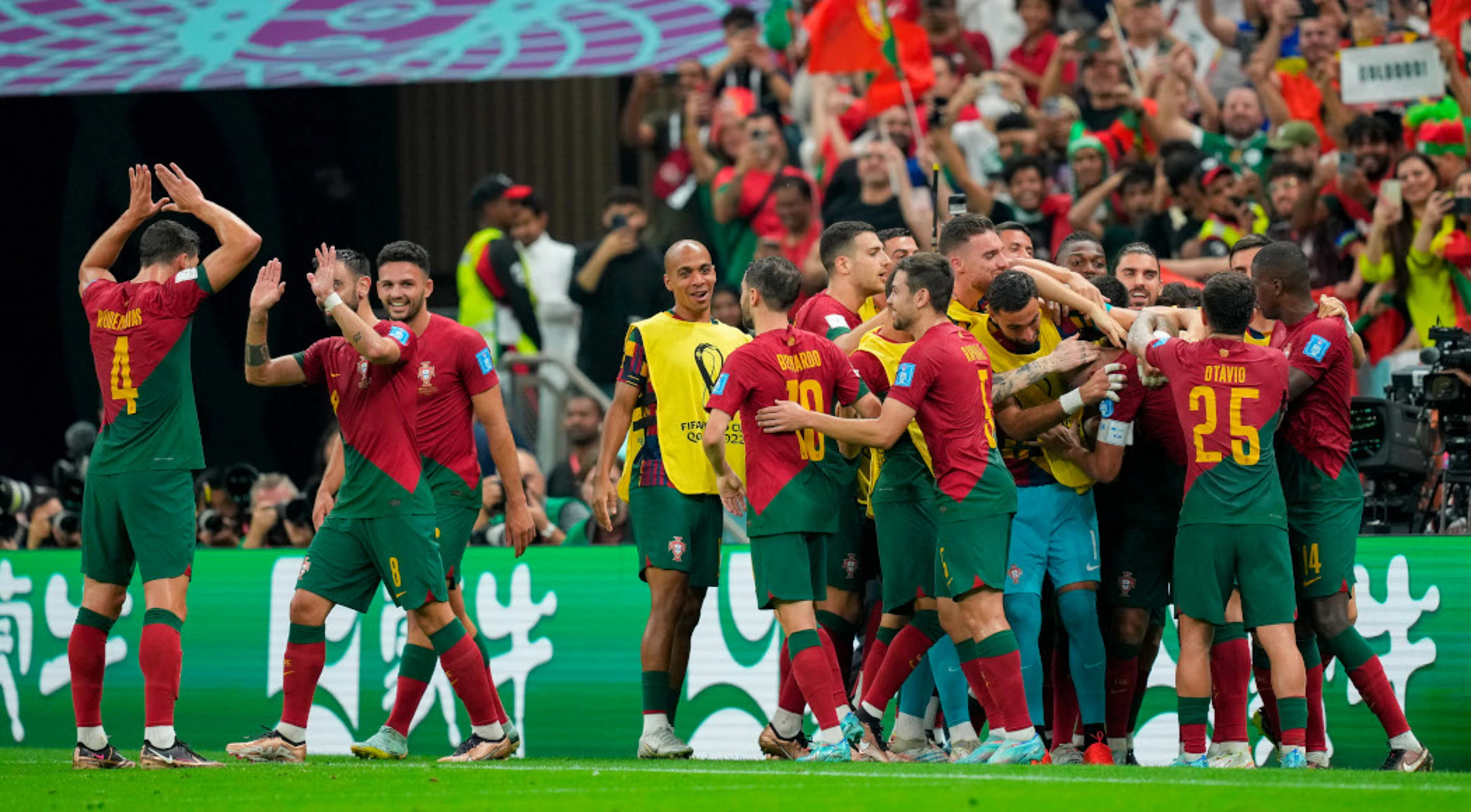 Ramos, Pepe give Portugal halftime lead over Swiss in last 16