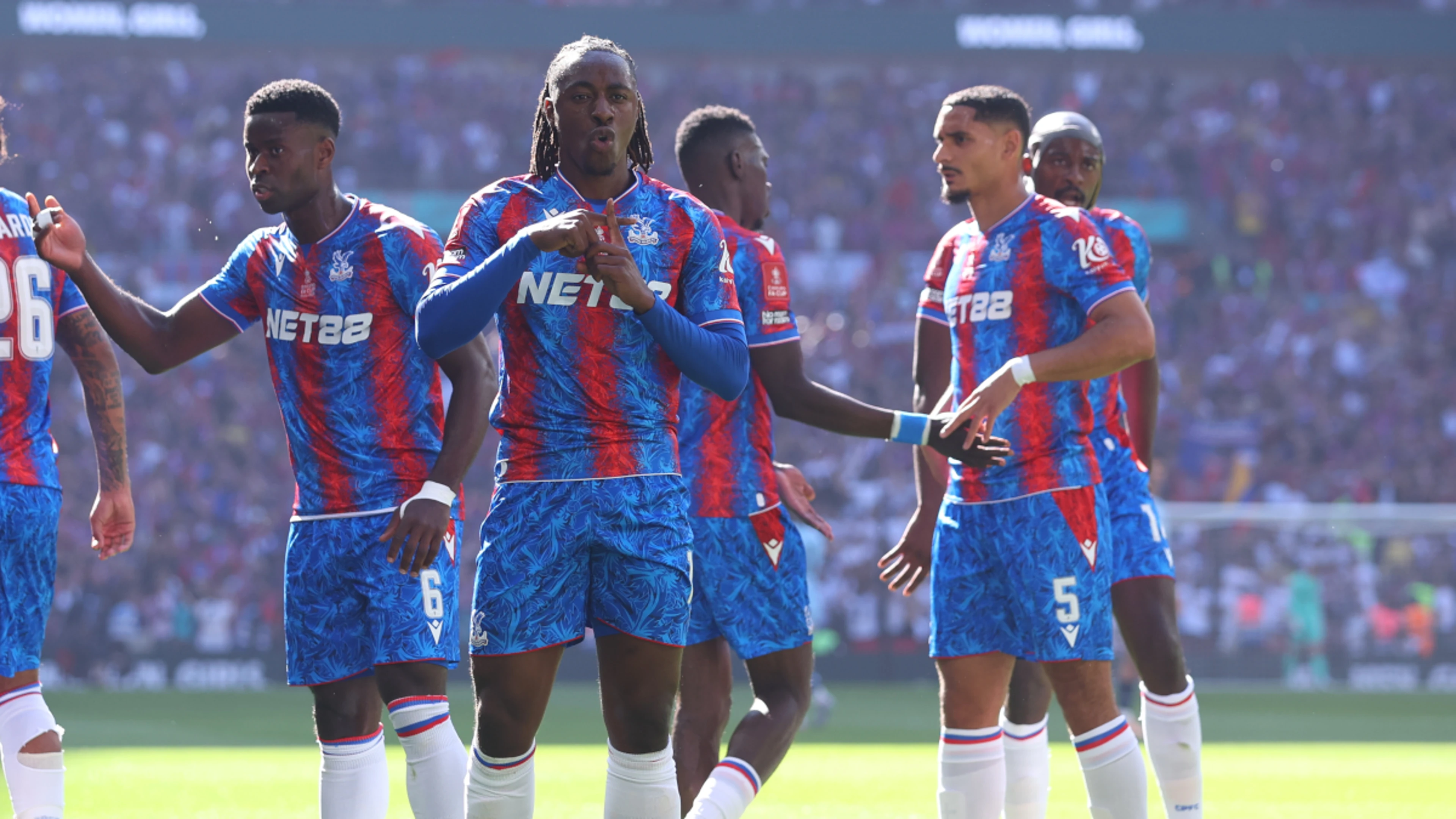 Crystal Palace beat Man City to win FA Cup final