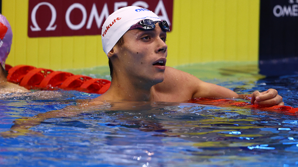 'Keep It Simple': Romanian Swim Star Popovici Embraces Stress | SuperSport