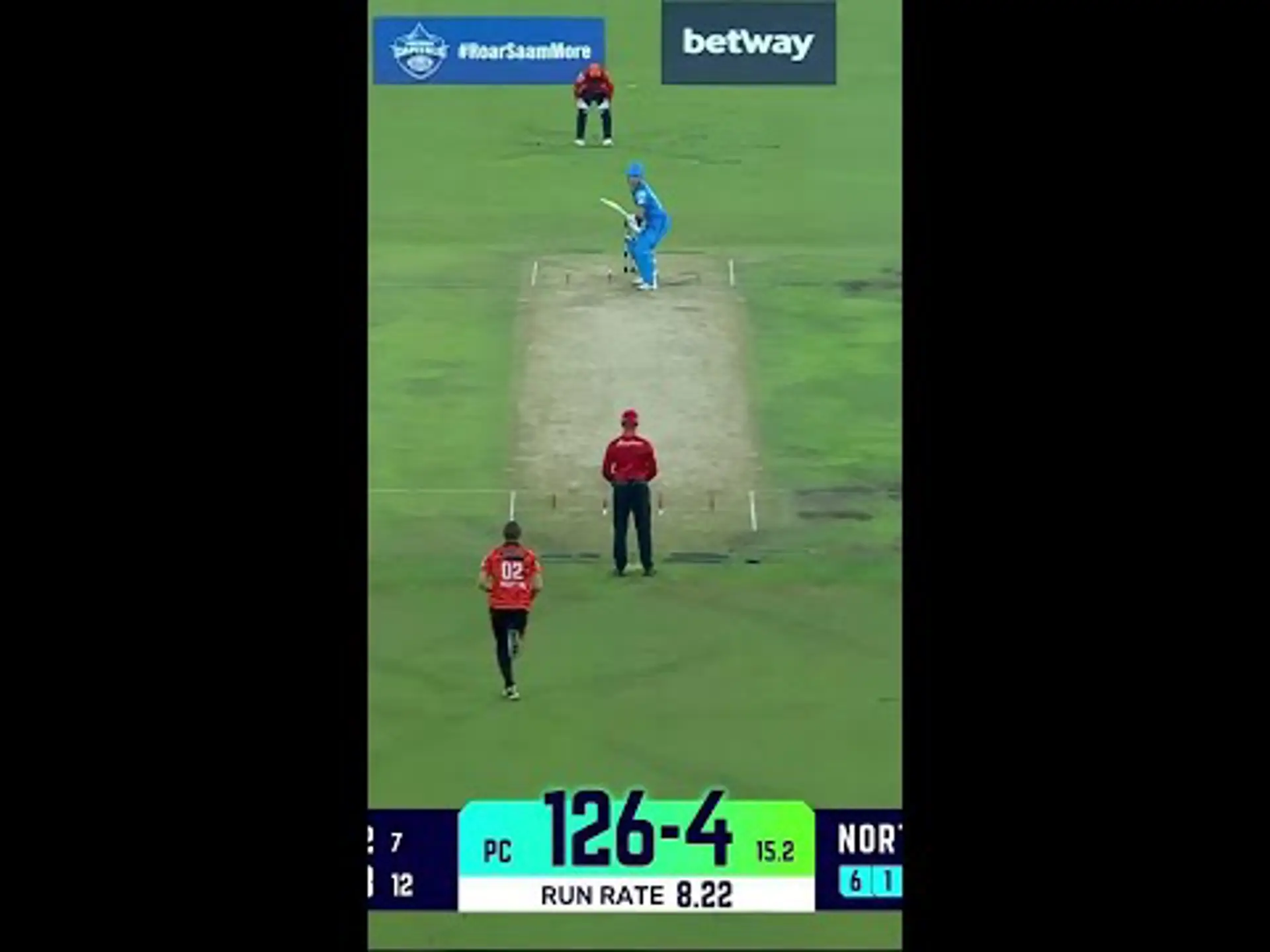 Blitz Breetzke defies gravity with a jaw-dropping catch!