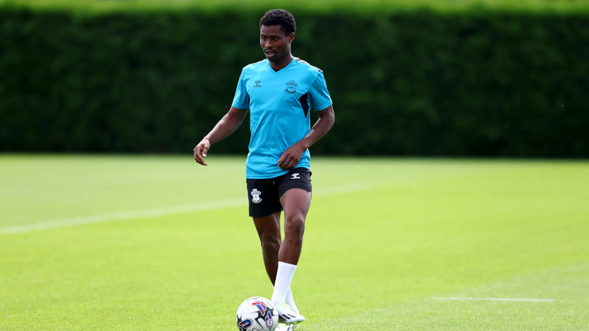 Nathan Tella Cánh Gió Người Anh Mang Làn Gió Ngoại Hạng Tới Đức Nathan Tella Cánh Gió Người Anh Mang Làn Gió Ngoại Hạng Tới Đức