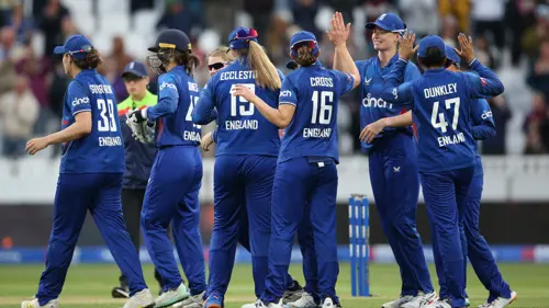 England Women's cricket coach using AI to pick team