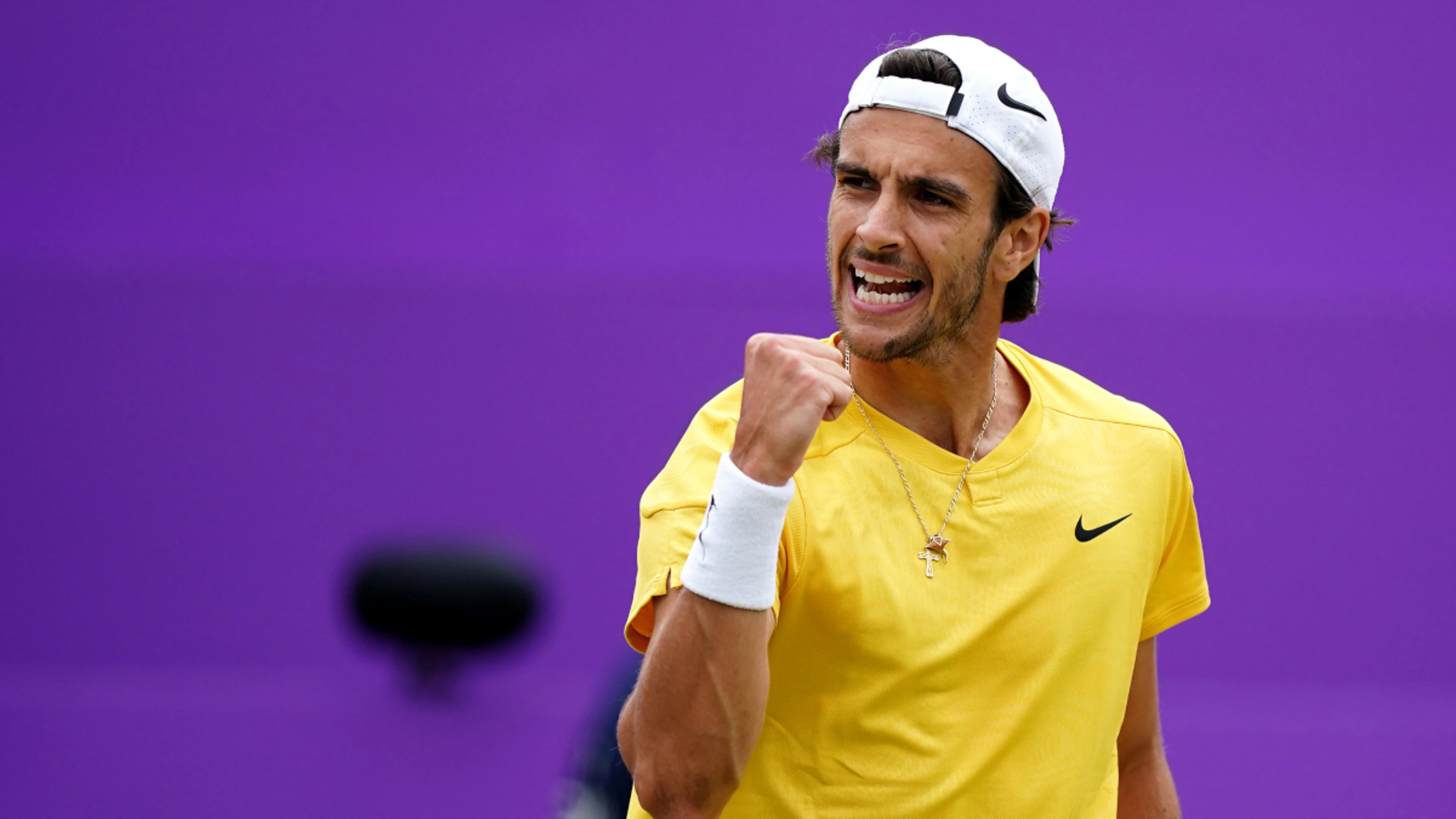 Musetti battles past Thompson to reach Queen's final