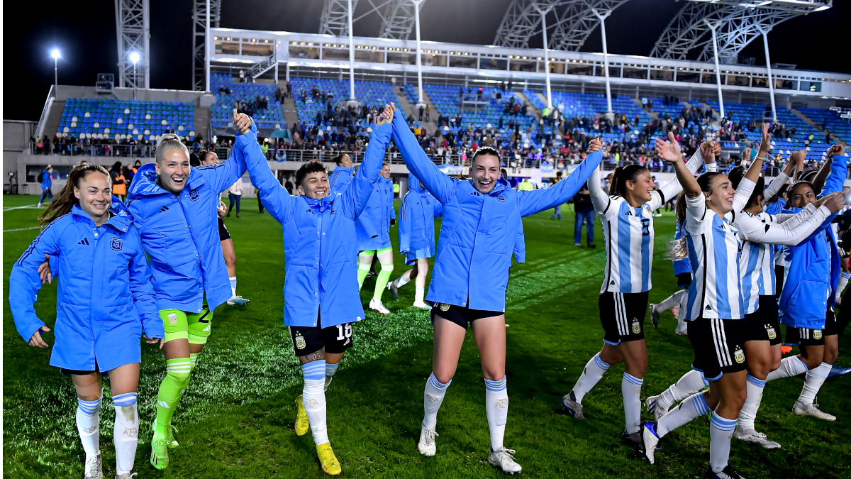 Argentine women look to cast off shadow of Messi and Co