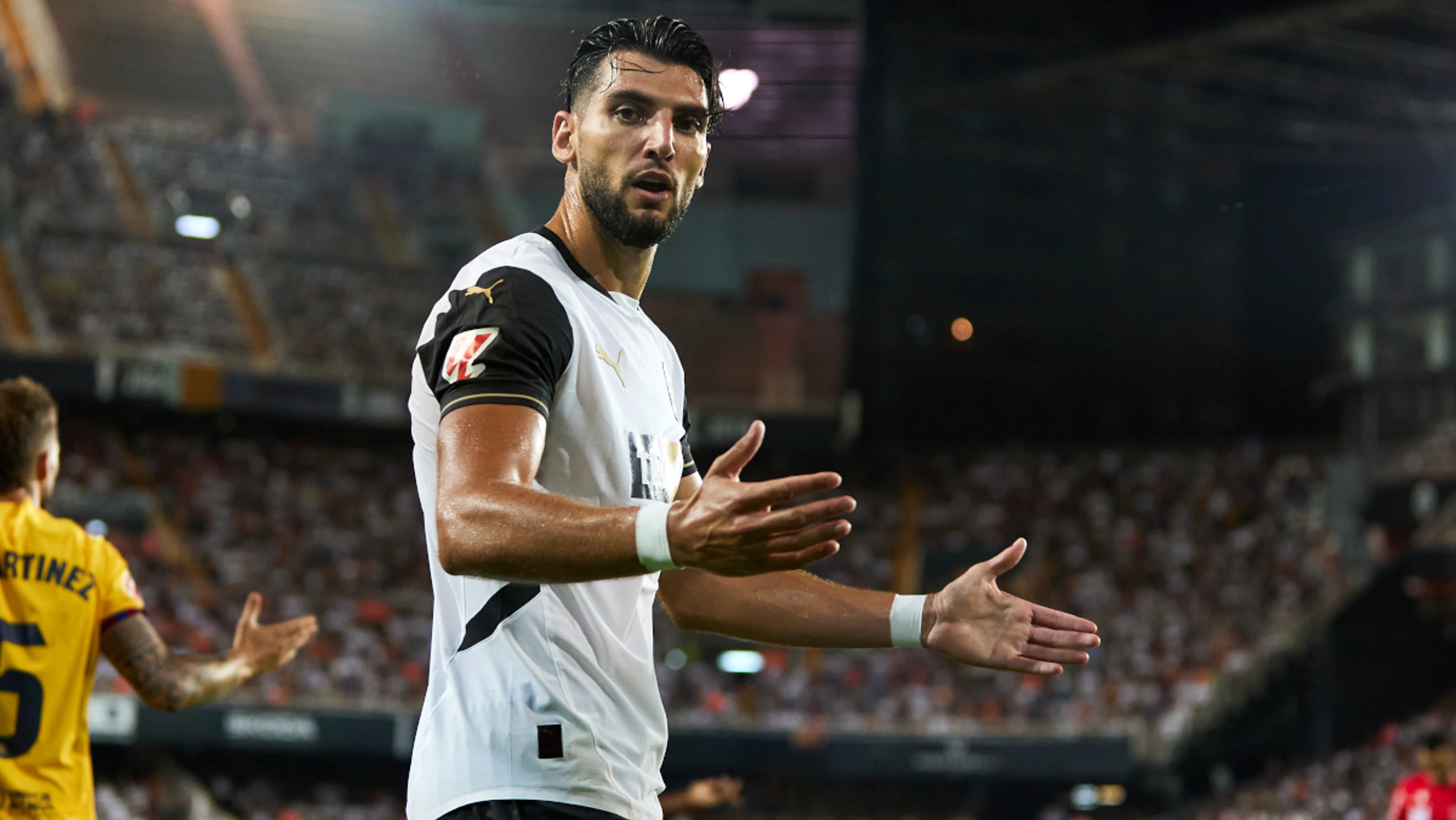 Valencia suspend Mir for two matches after assault allegations