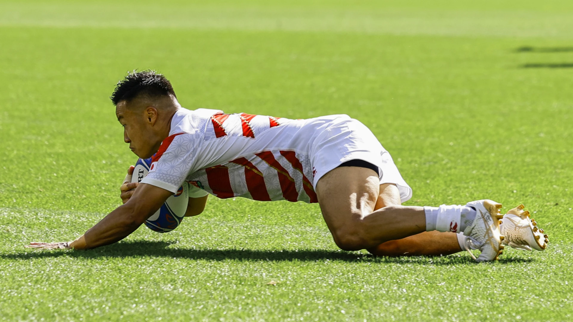 Jones changes six for Japan's test against France