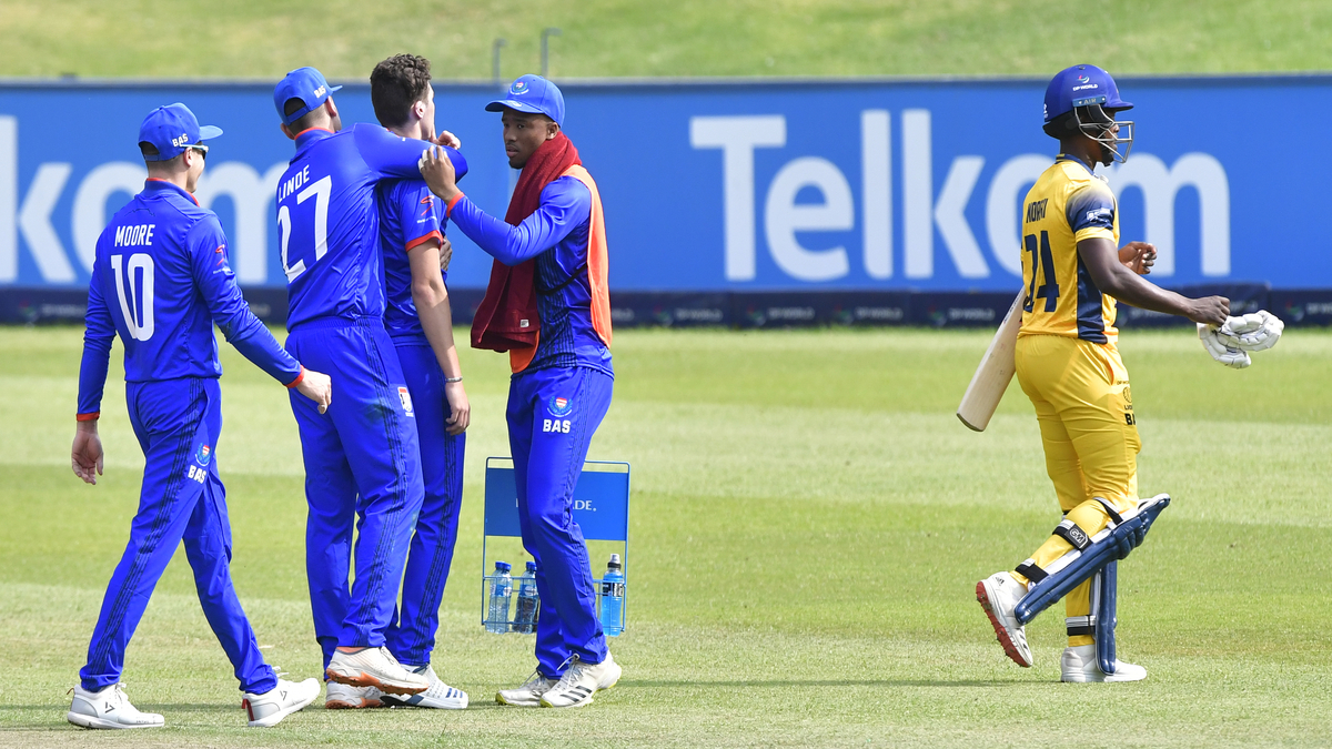 WP's Burger routs Lions on way to 10-wicket victory