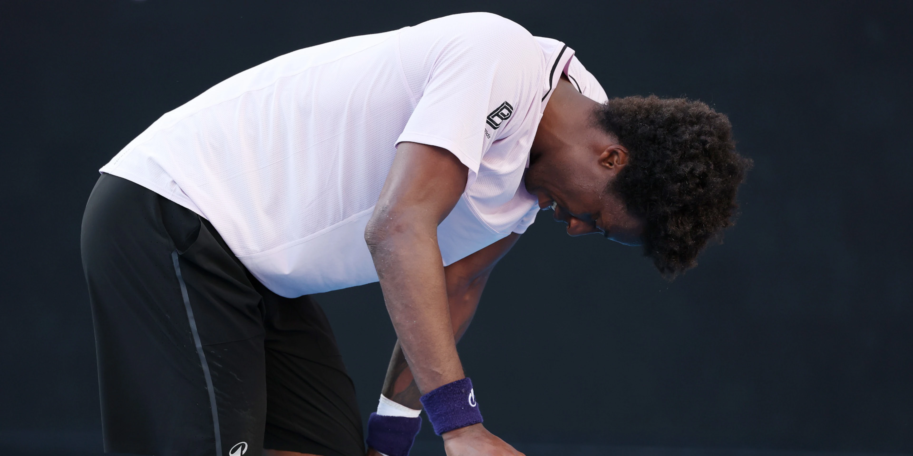 Monfils exits to standing ovation on Australian Open farewell
