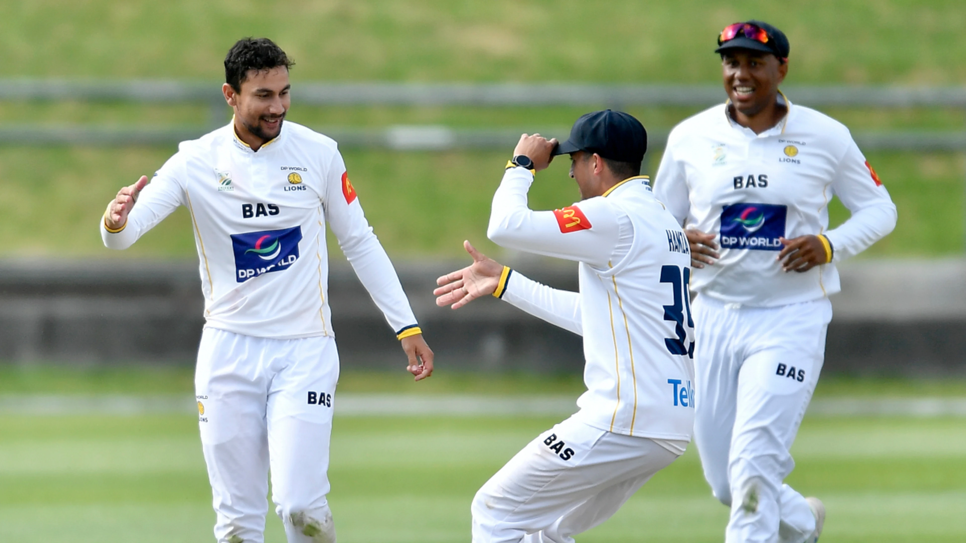 Fortuin, Mulder take Lions to victory 