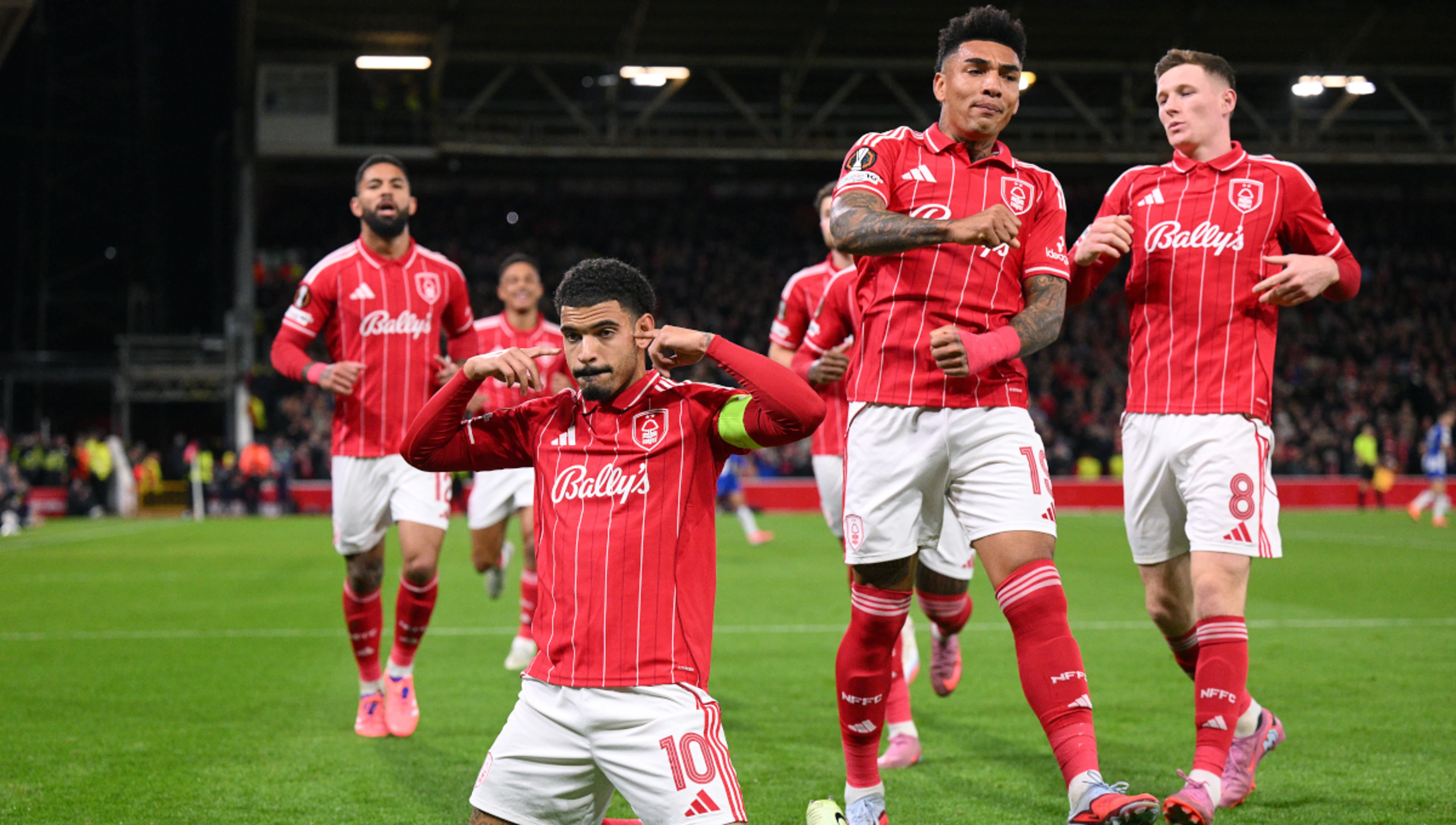 Forest beat Porto on Dyche debut, Villa shocked by Go Ahead Eagles