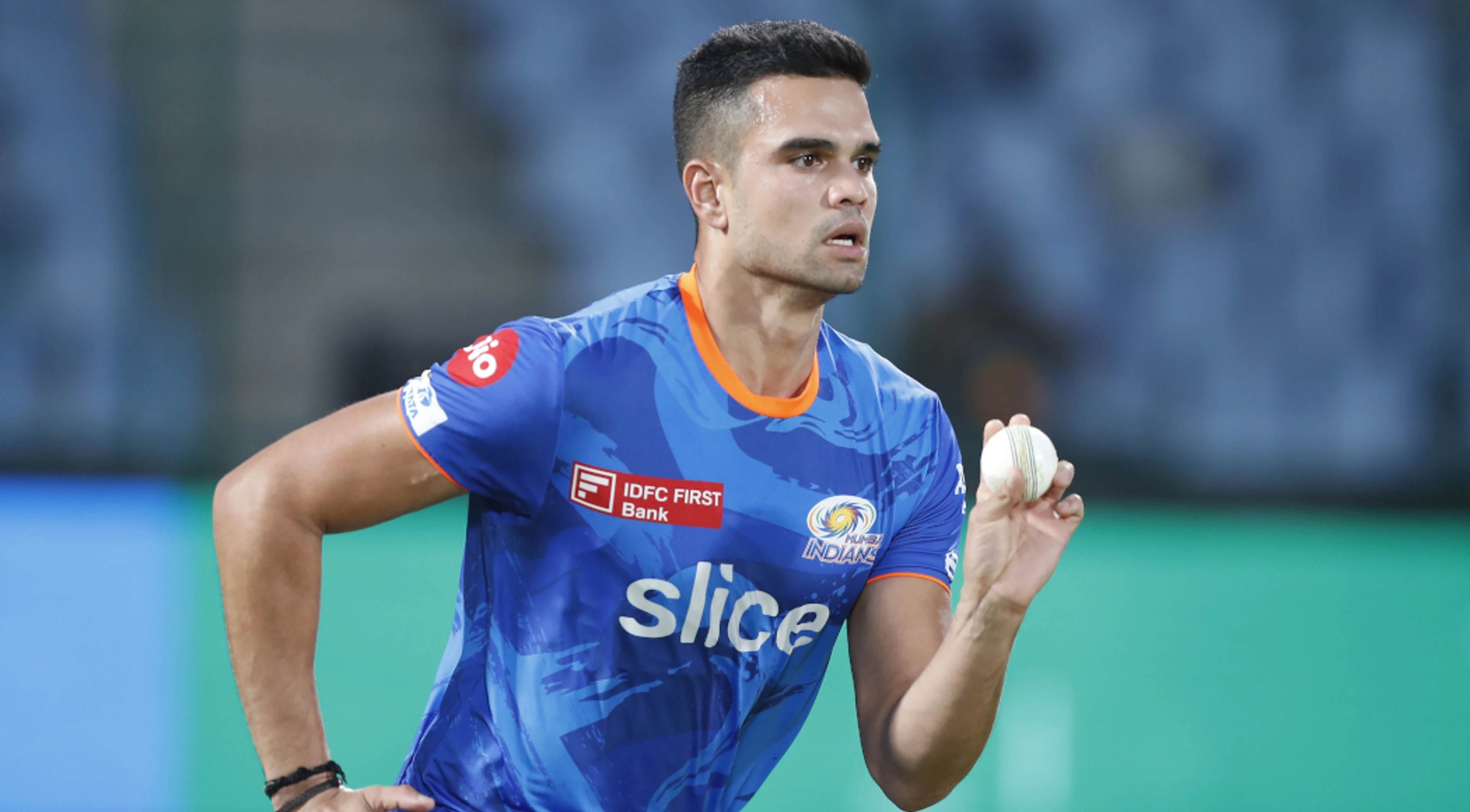 'World of pressure' as Tendulkar son steps out of father's shadow