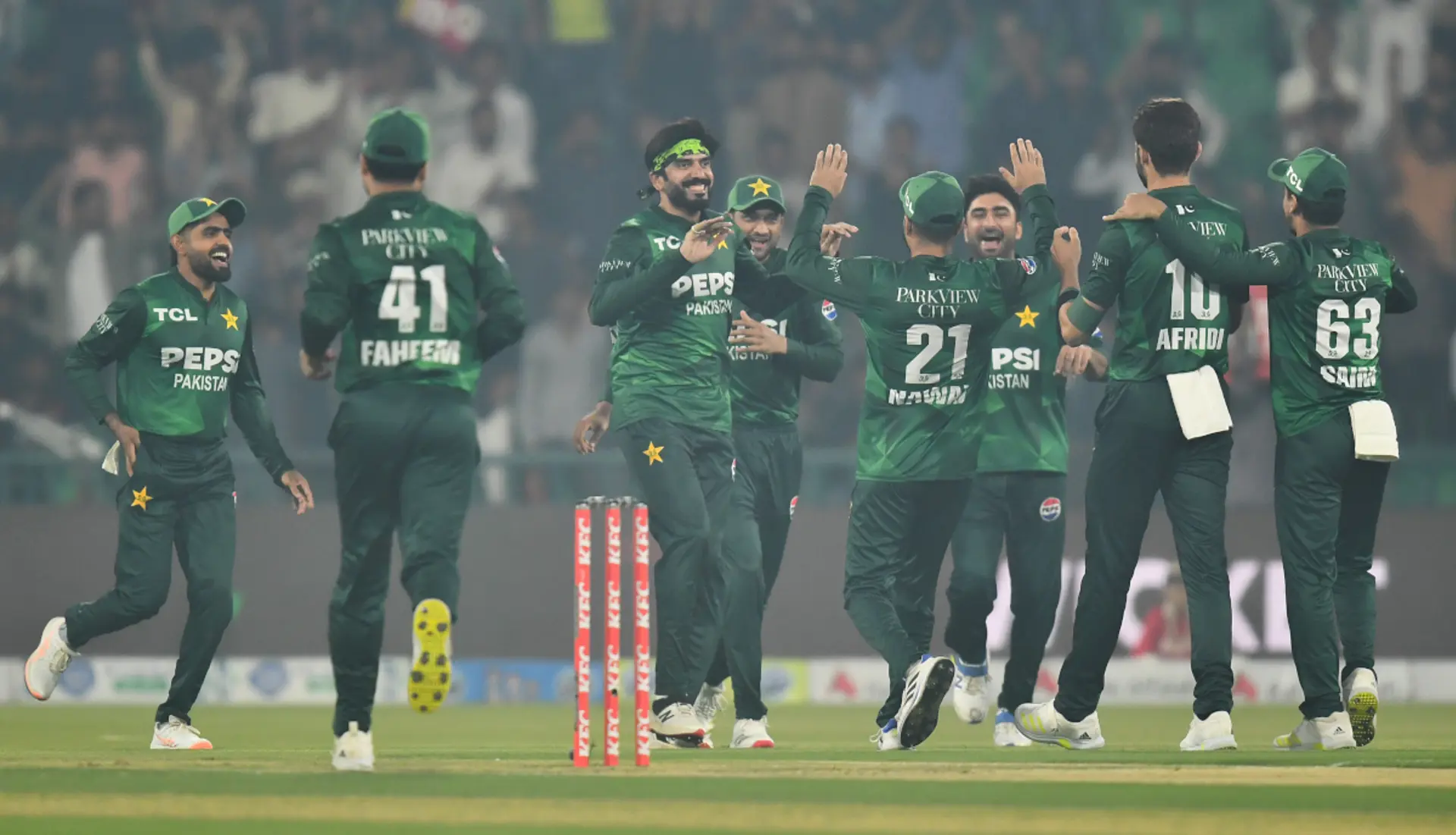 Shaheen, Azam star in Pakistan's series-clinching win over South Africa