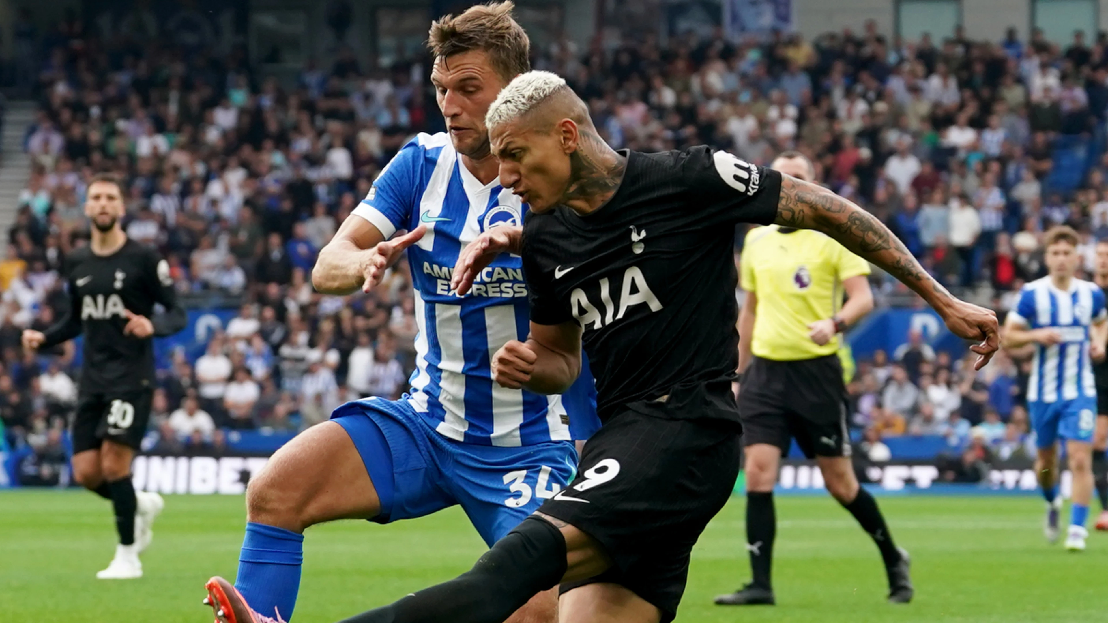 Tottenham battle back to earn draw at Brighton