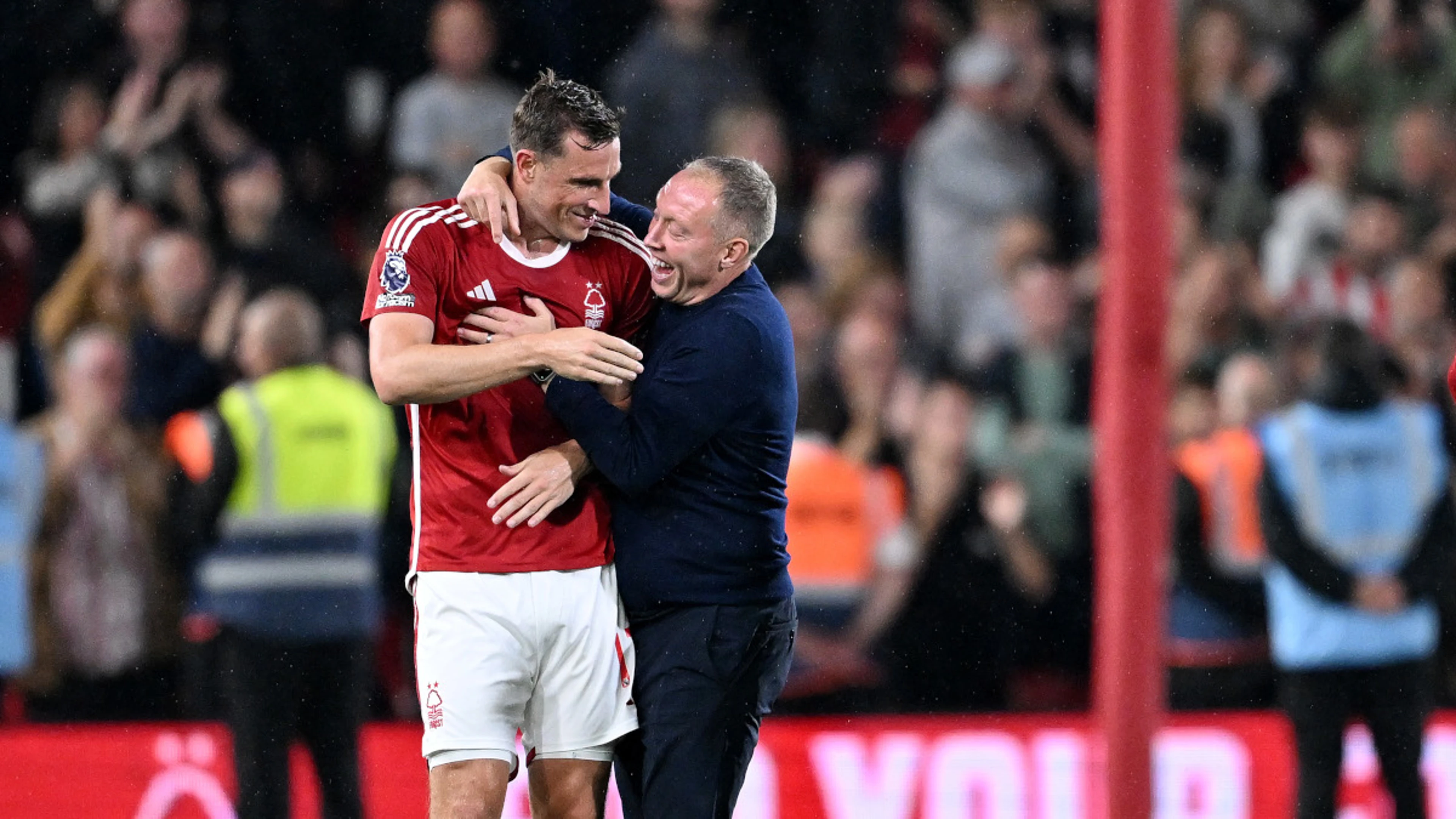 Wood strikes late as Forest sink Blades