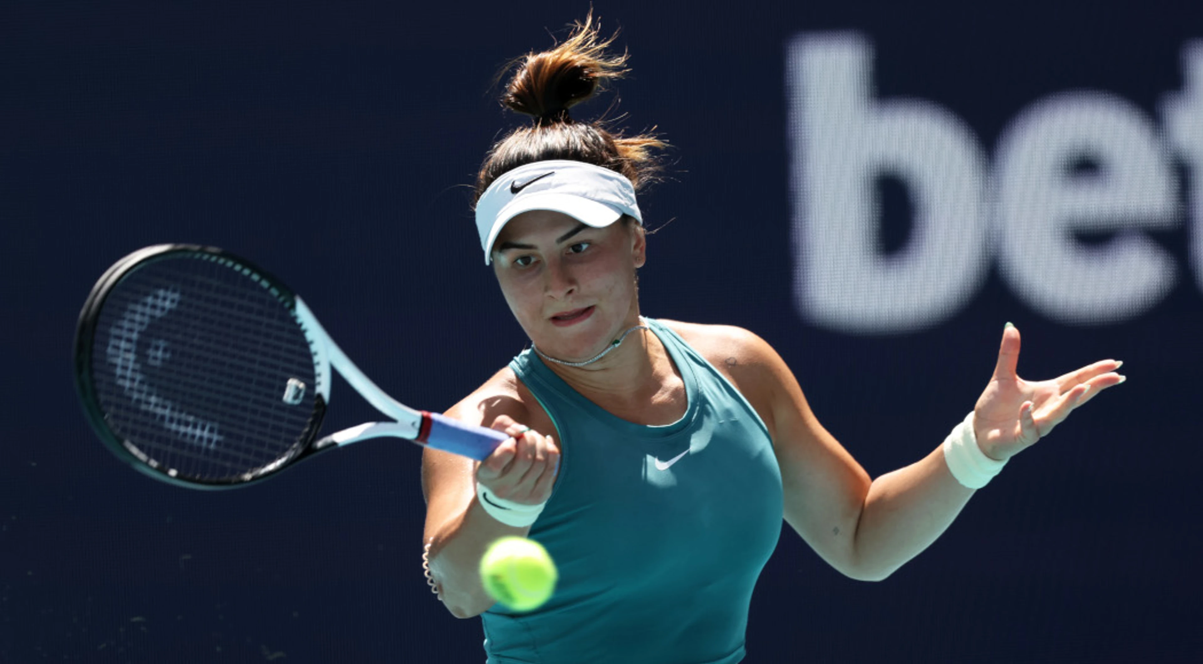 Andreescu suffers injury blow at Miami Open